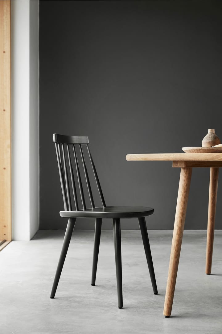 Silla de roble Pinnockio, Negro mate 99 Stolab