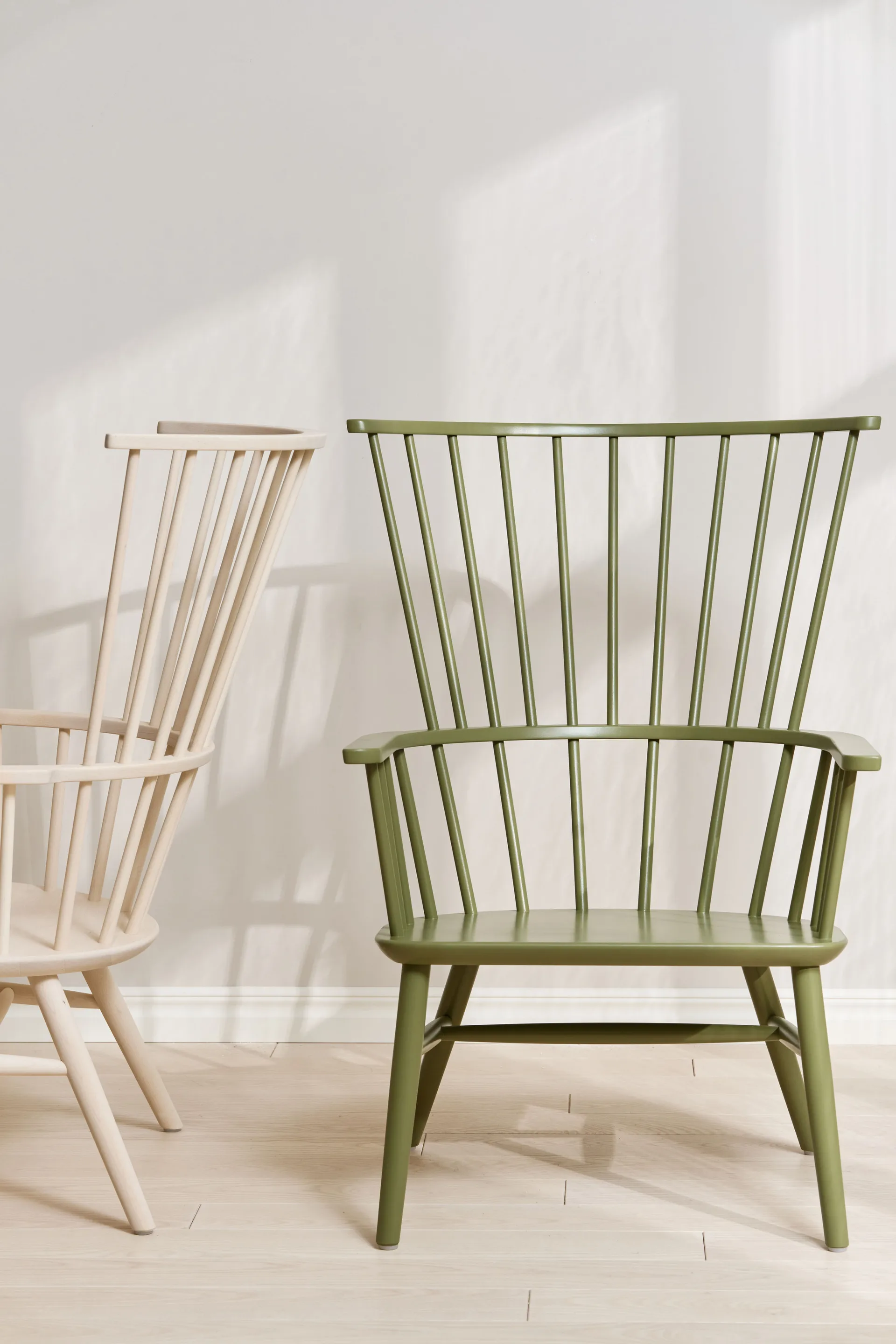 Silla Henriette con cojín de asiento y cervical Verde oliva-Espresso,  Stolab