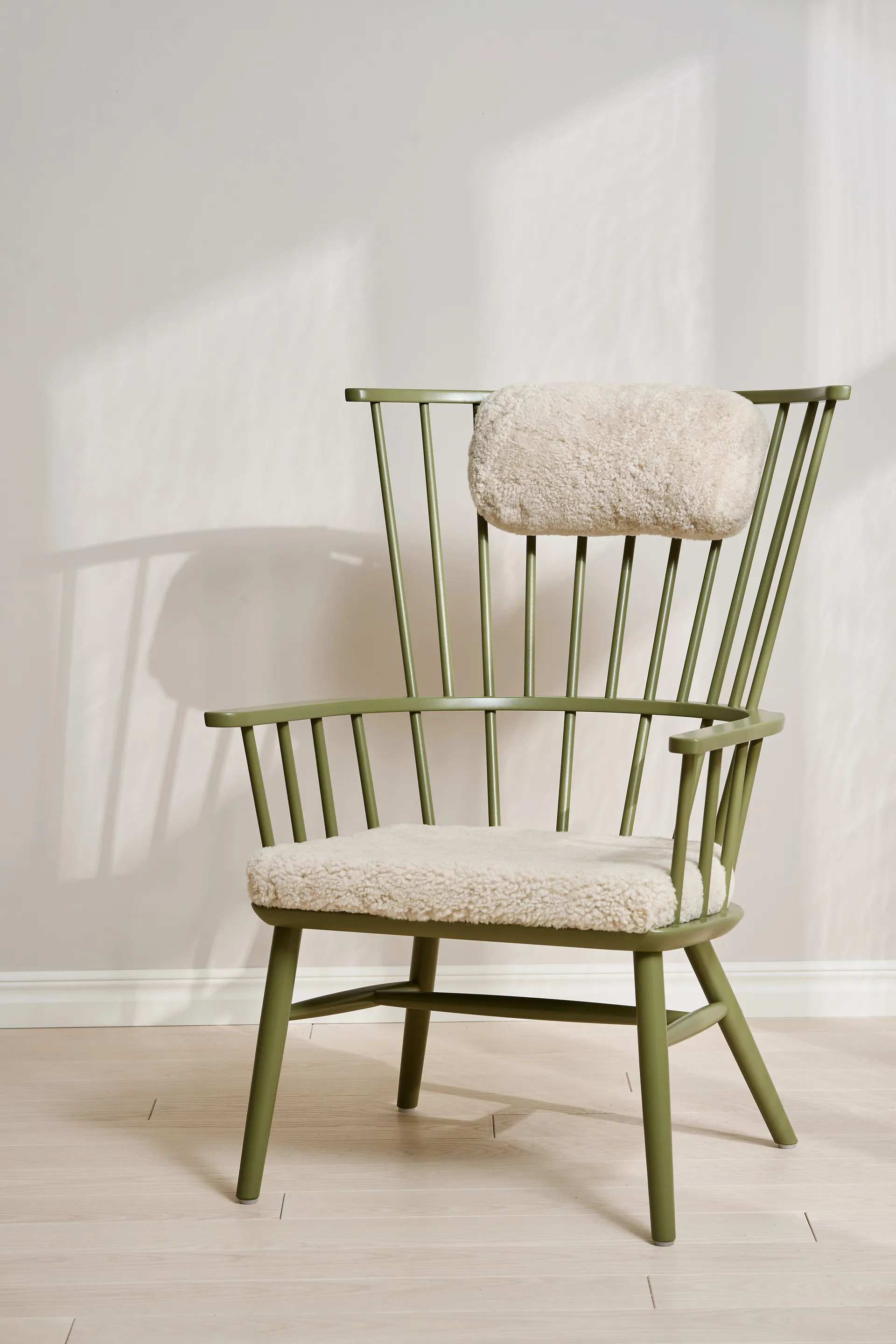 Silla Henriette con cojín de asiento y cervical Verde oliva-Moonlight,  Stolab