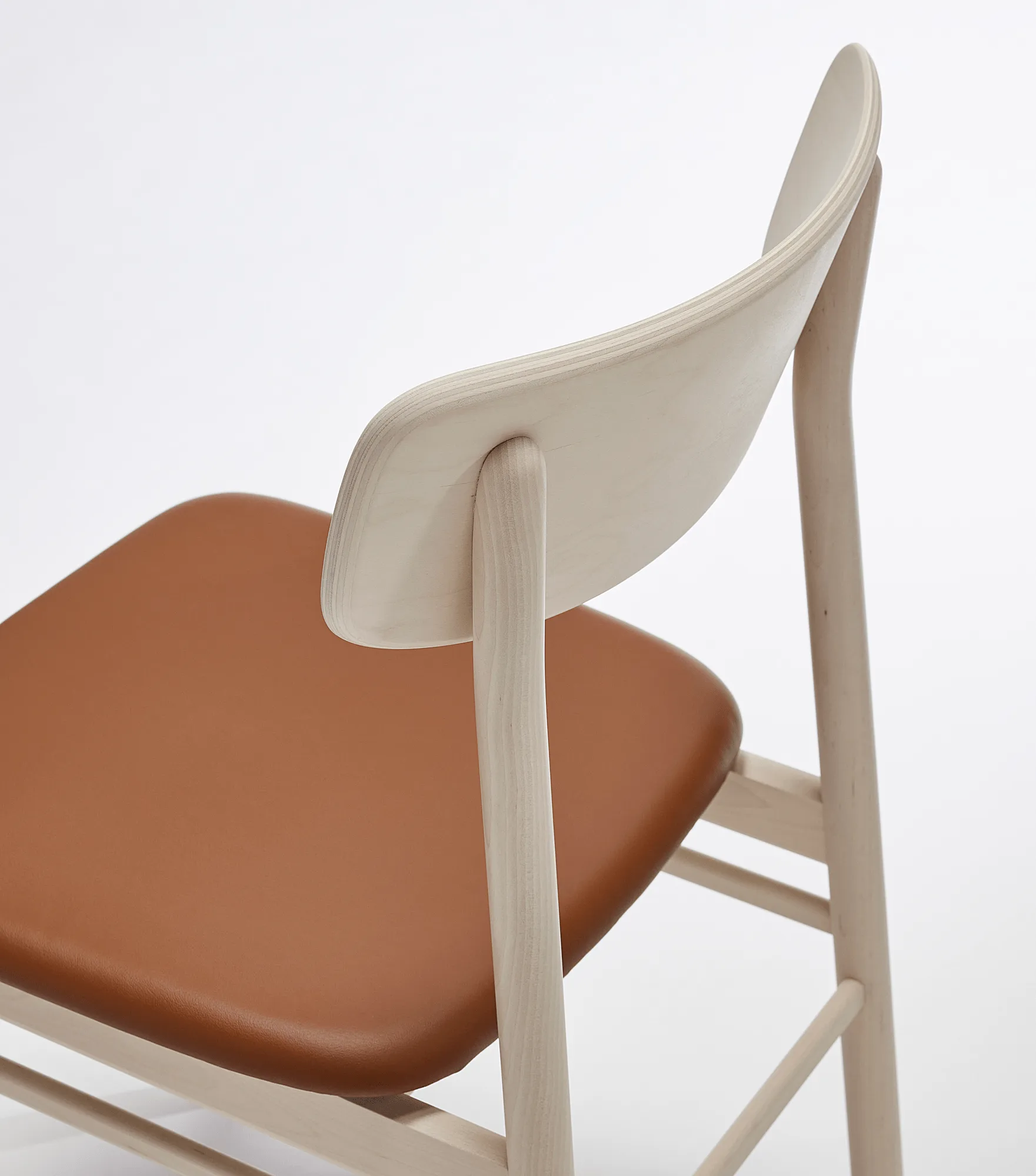 Silla Prima Vista, Cuero Elmosoft 43807 cognac-abedul claro lacado mate Stolab