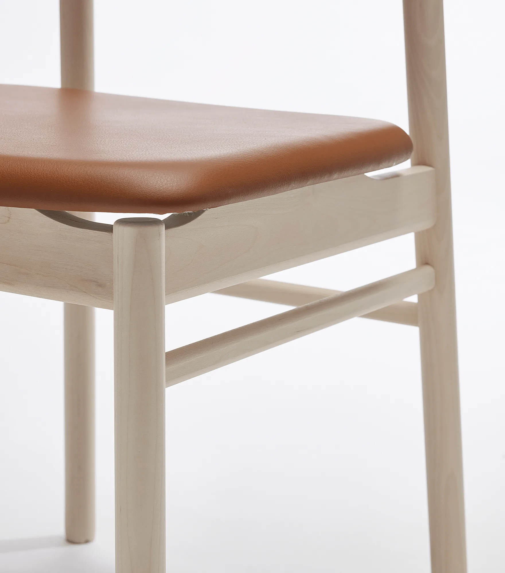 Silla Prima Vista, Cuero Elmosoft 43807 cognac-abedul claro lacado mate Stolab