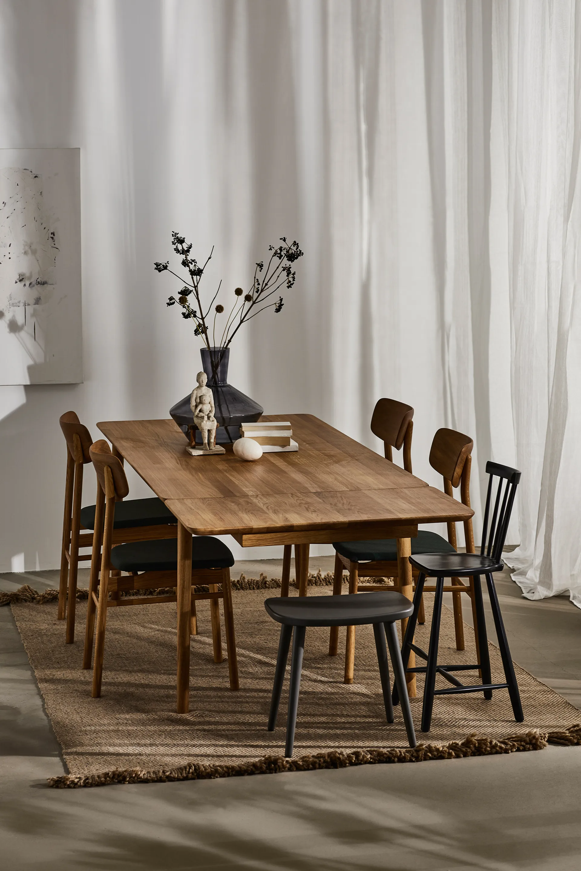 Silla Prima Vista roble aceitado, Cuero elmotique 99001 negro Stolab