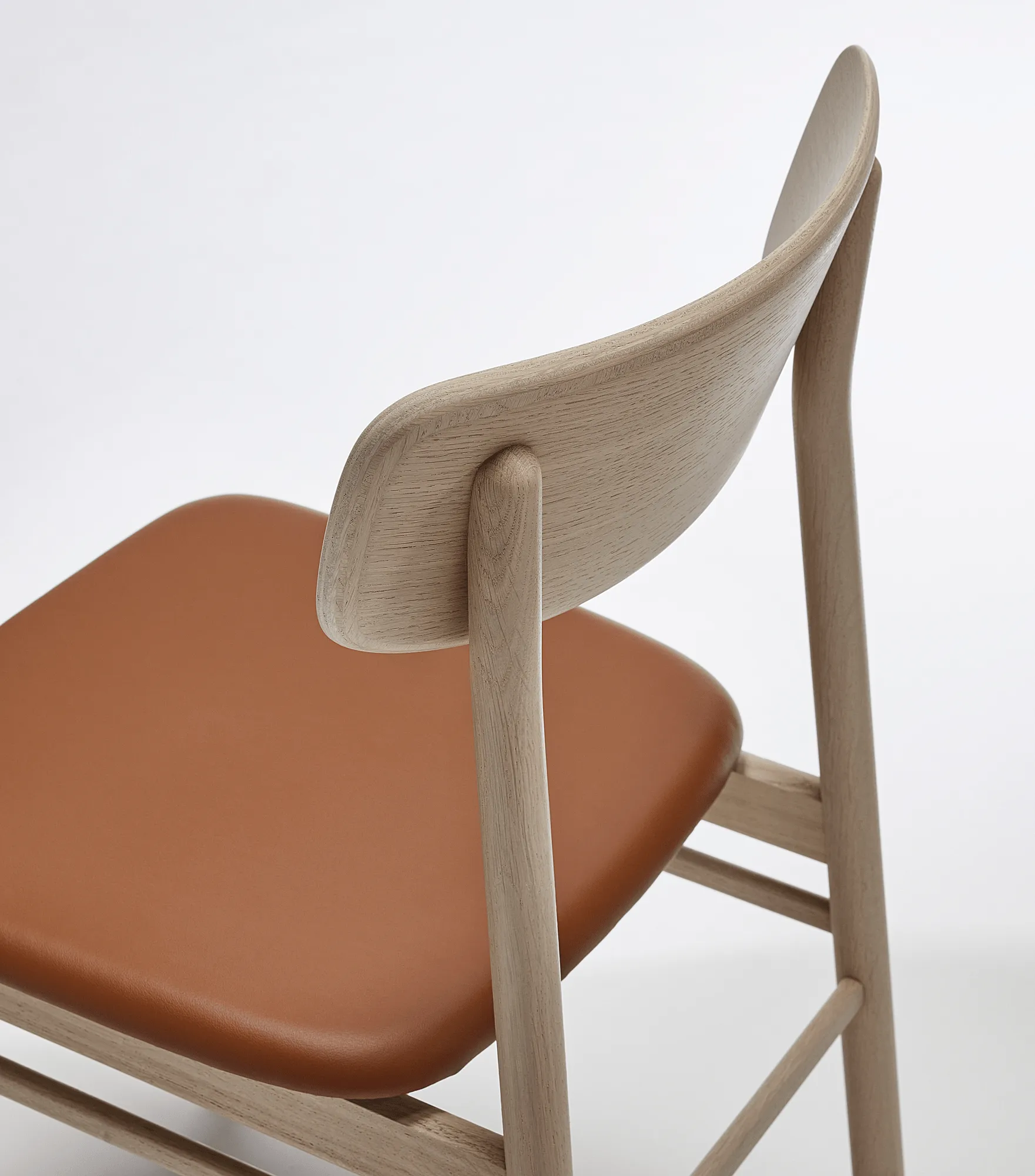 Silla Prima Vista roble barnizado mate claro, Cuero Elmosoft 43807 cognac Stolab