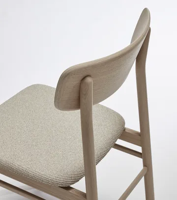 Silla Prima Vista roble barnizado mate claro - Tela Atto Driftwood V3576/01 gris - Stolab