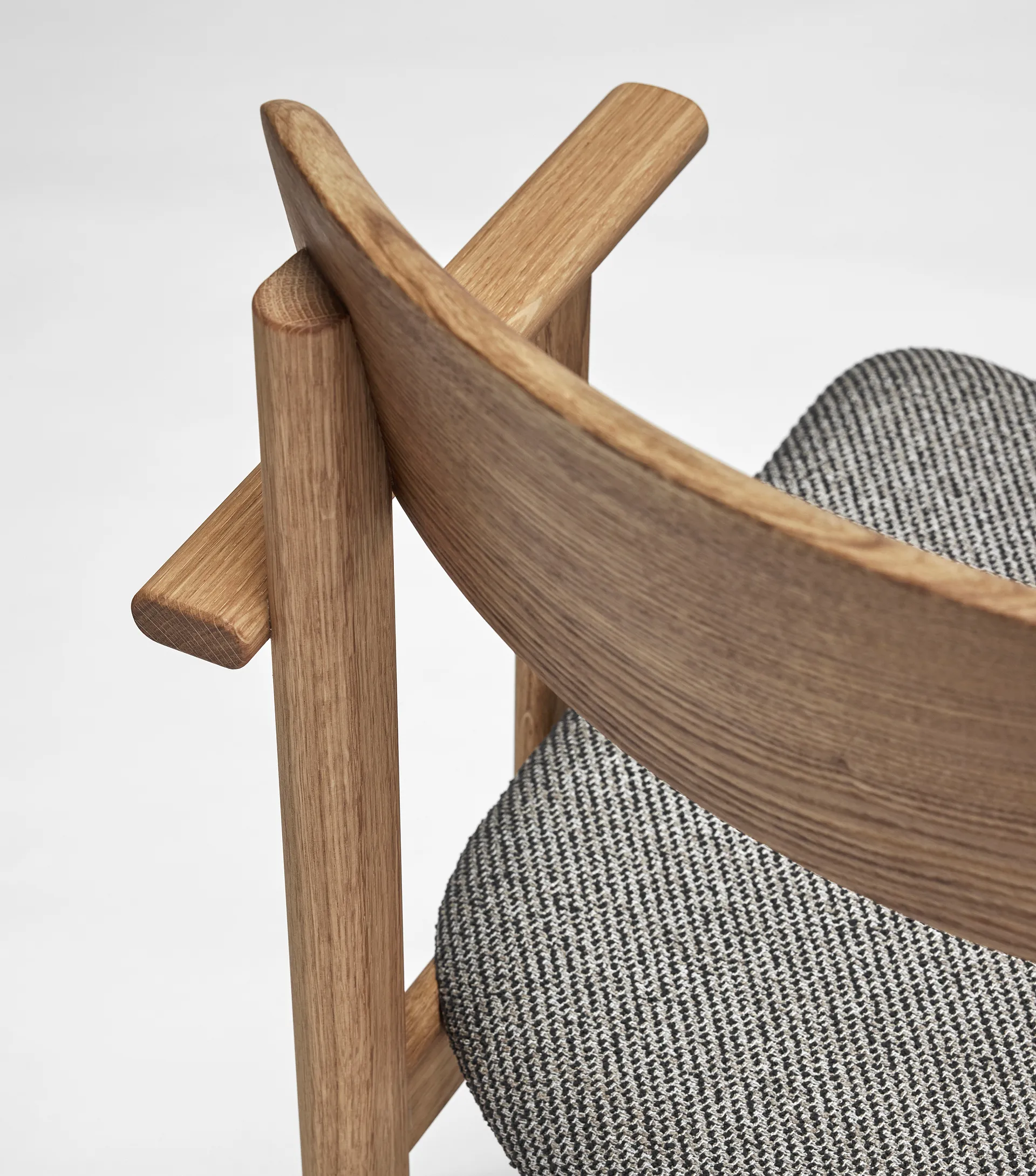 Sillón Pal, Roble natural aceitado-Tornado V3576  Stolab