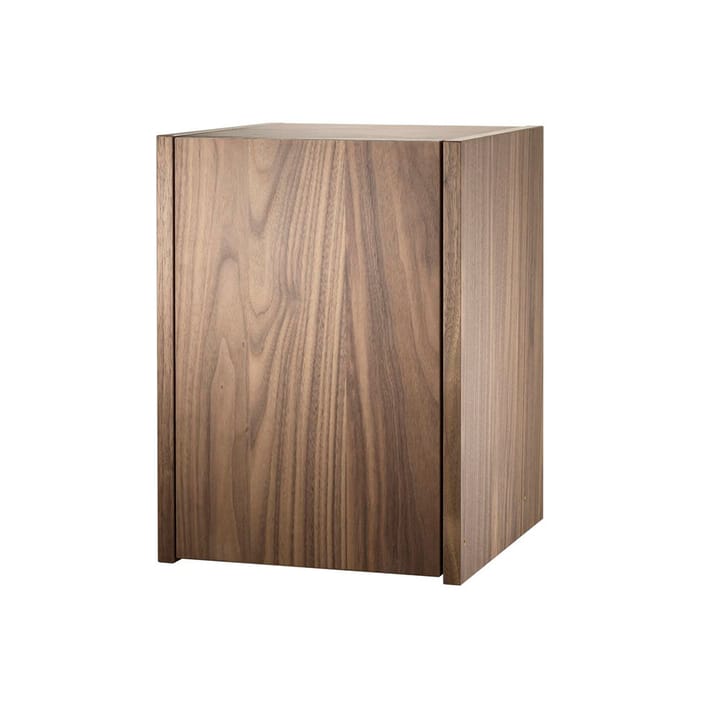 Armario pequeño String, Nogal, interior de la puerta de acero inoxidable, panel trasero de espejo String