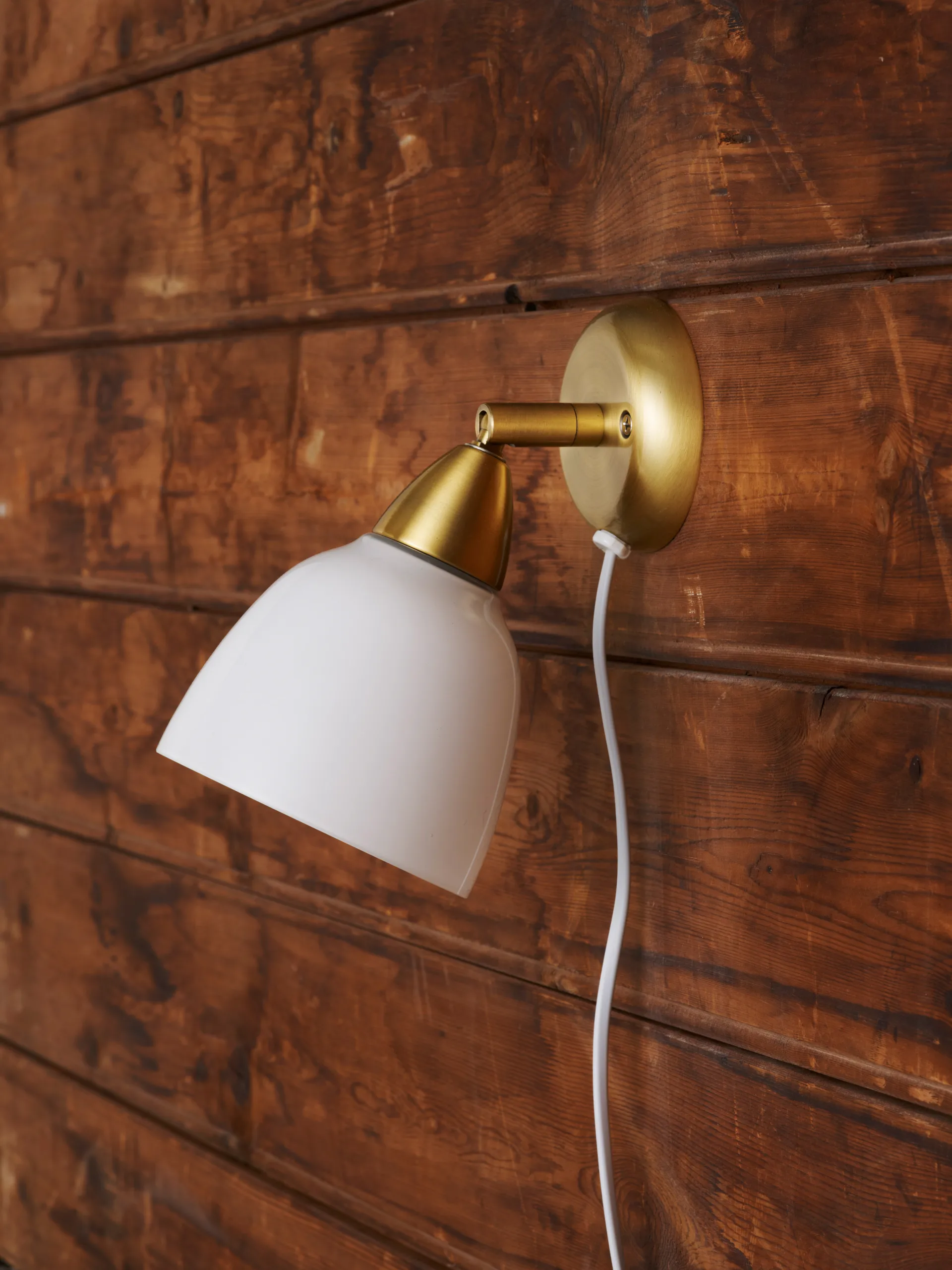 Aplique de pared Urban short, Brushed Brass Superliving