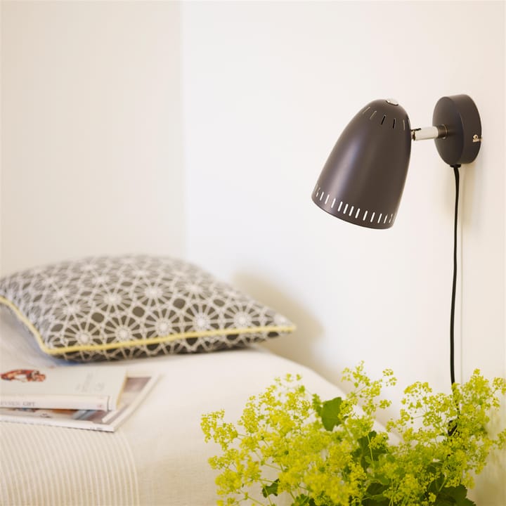 Aplique Dynamo, brazo corto, Matt almost black (gris) Superliving