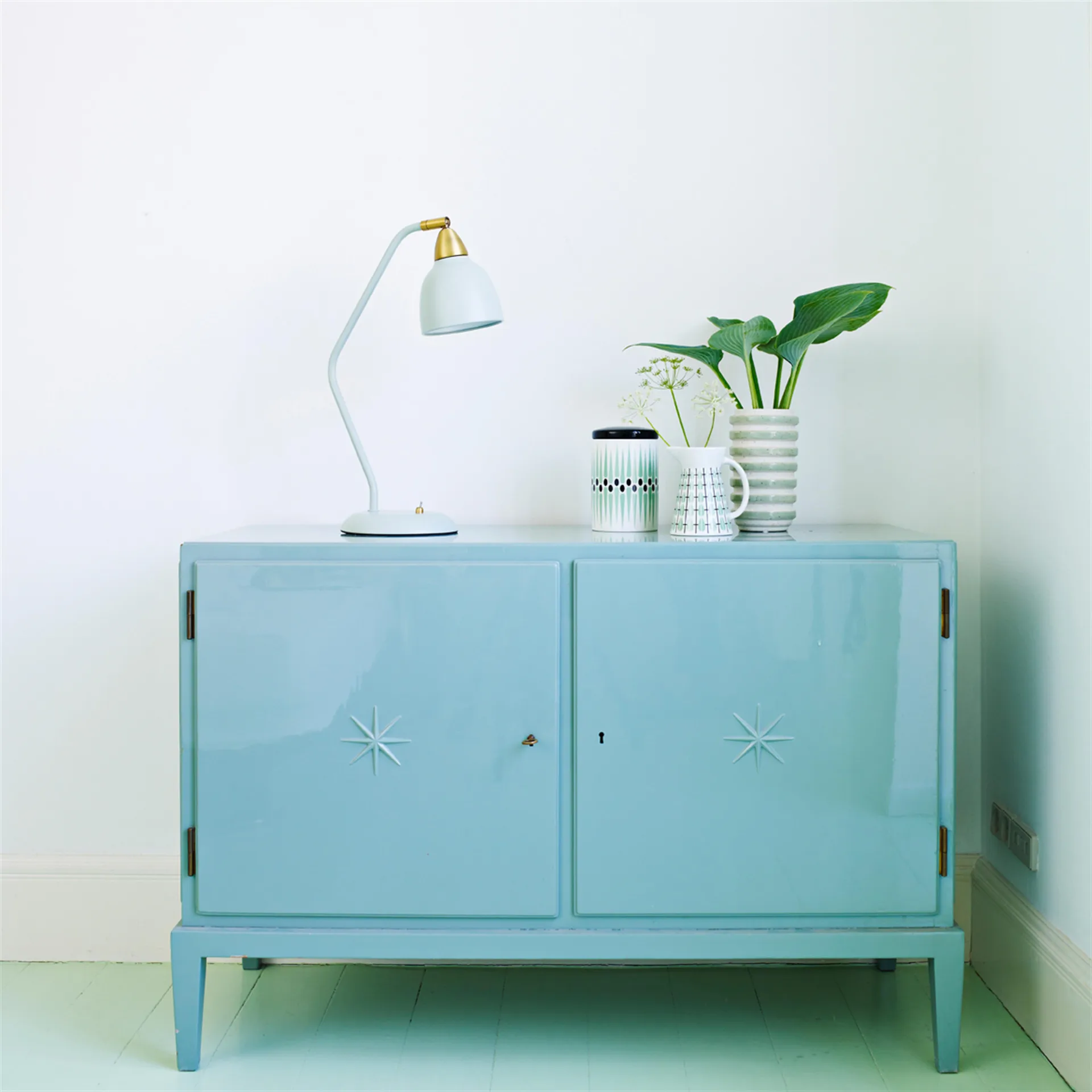 Lámpara de mesa Urban, Misty green (verde) Superliving