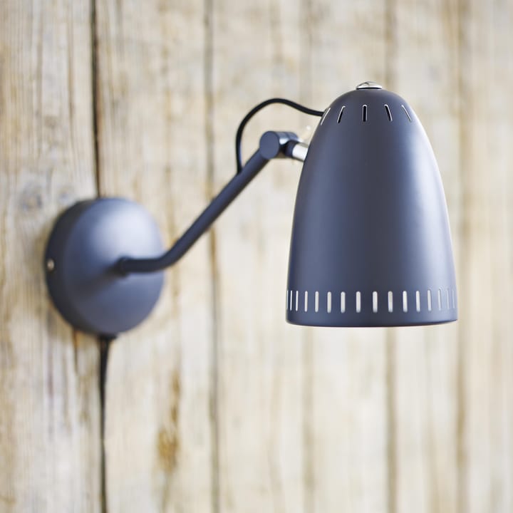 Lámpara de pared Dynamo, Matt almost black (gris) Superliving