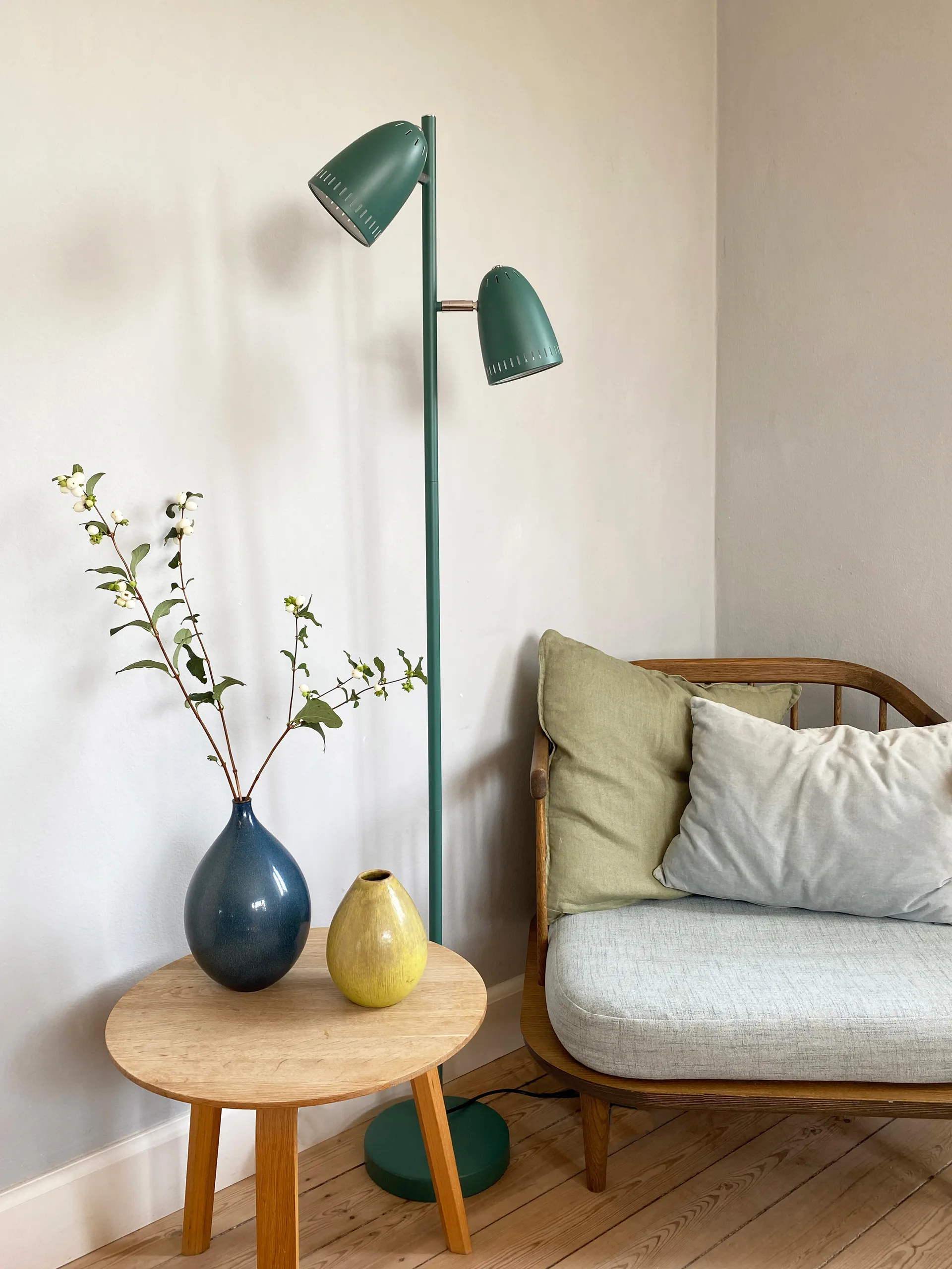 Lámpara de suelo Dynamo Twin, Duck Green Superliving