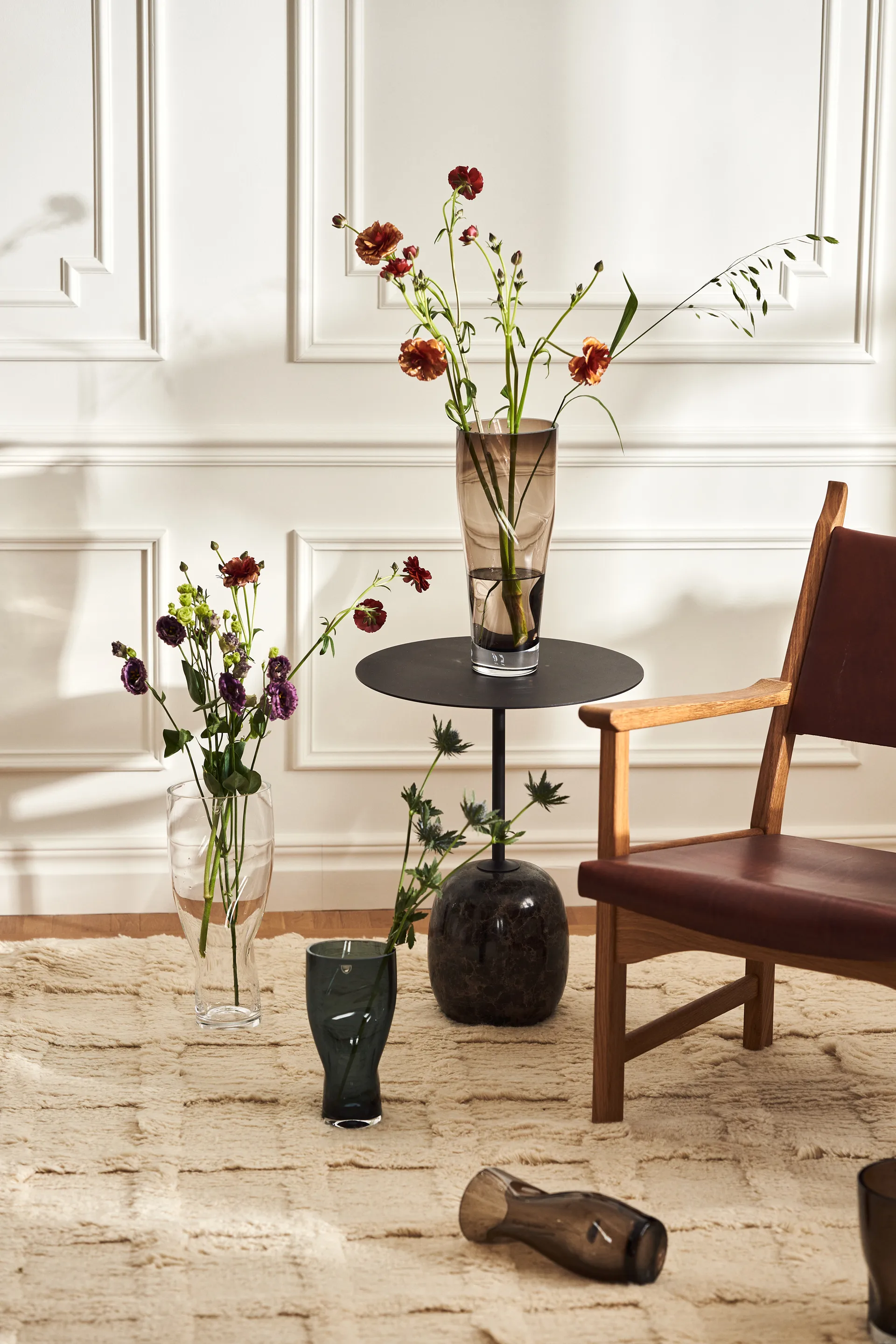 Butaca Caryngo, Roble aceitado-cuero marrón rojizo Swedese