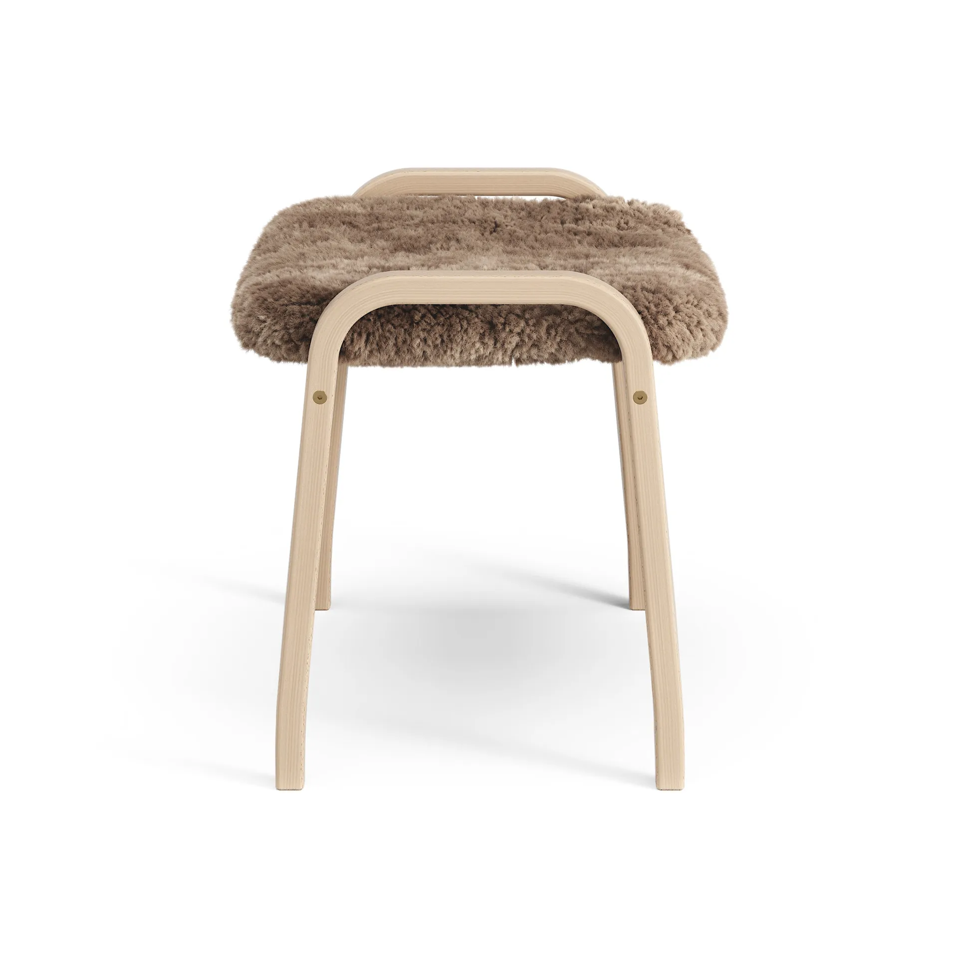 Reposapiés infantil Lamini haya lacada/piel de oveja, Sahara (marrón turrón) Swedese