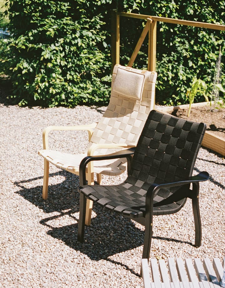 Sillón alto Primo con cojín para cuello haya lacada, natural Swedese