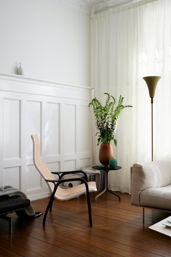 Sillón Lamino Duality, Esmaltado negro Swedese