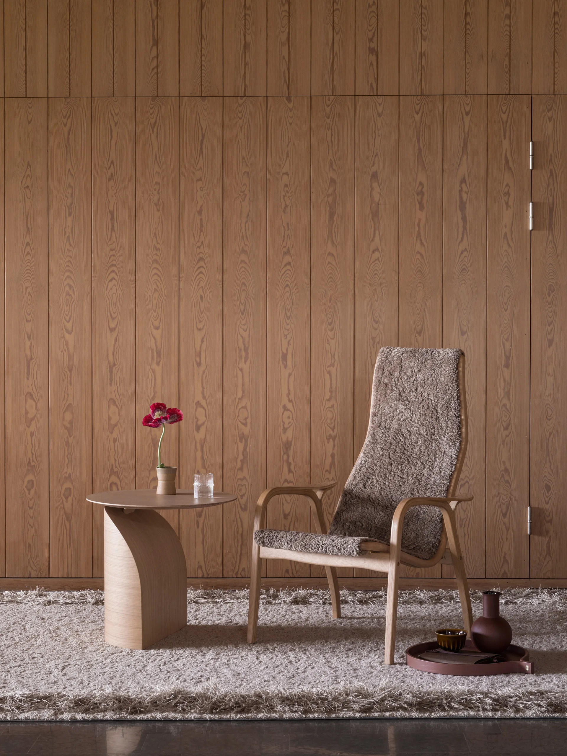 Sillón Lamino haya lacada/piel de oveja, Moonlight (beige) Swedese