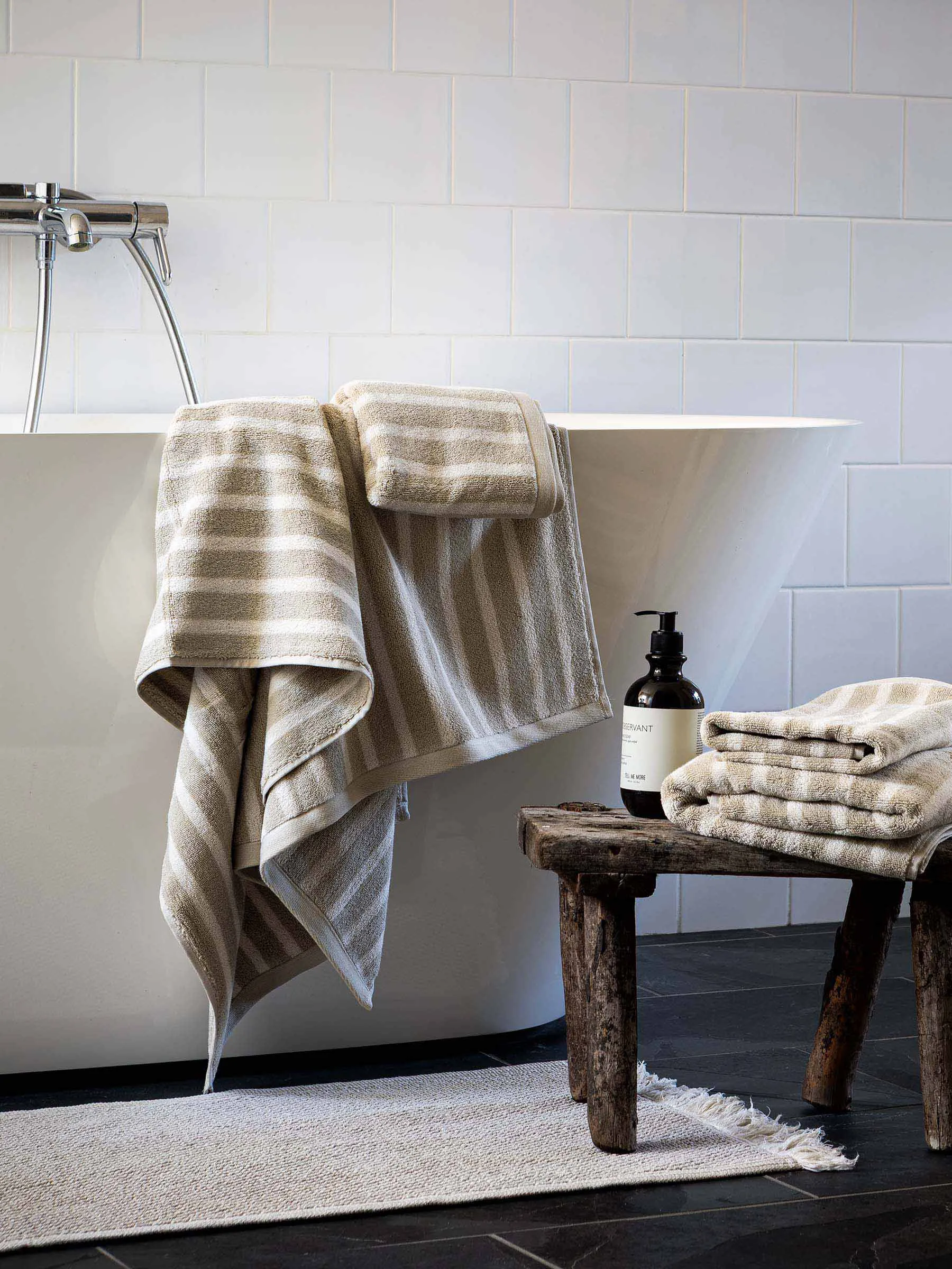 Alfombrilla de baño Ellie, Linen, 50x70 cm Tell Me More