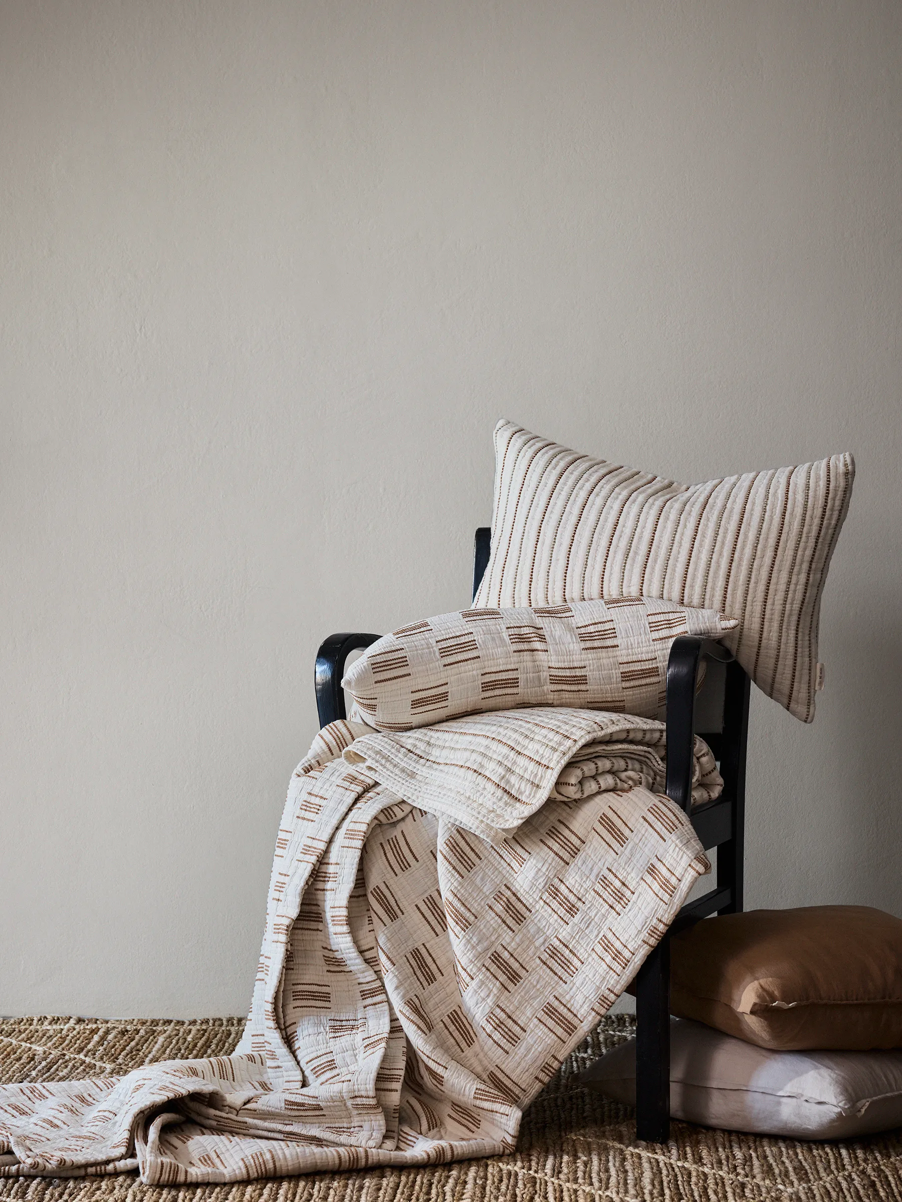 Funda de cojín Lola 40x60 cm, Off-white Tell Me More