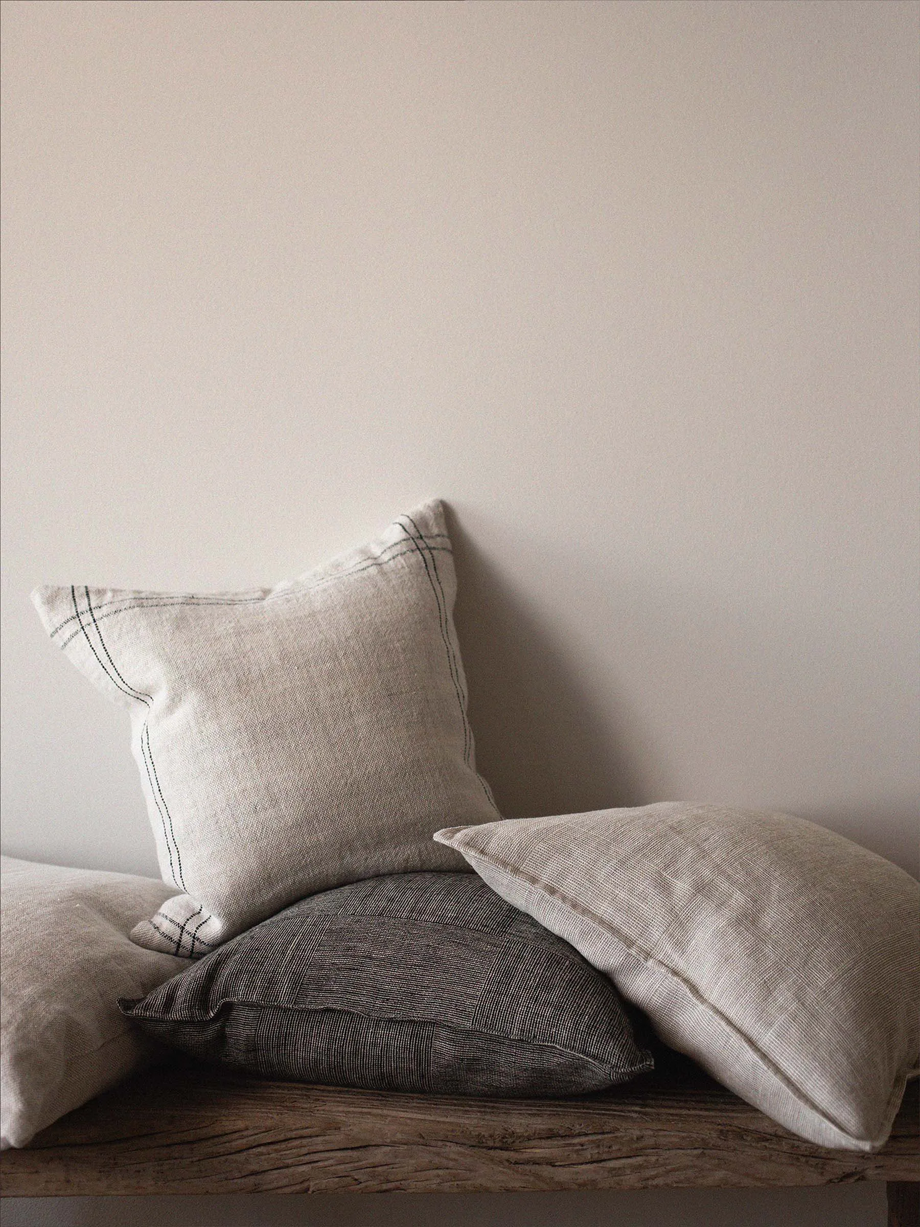 Funda de cojín Theo 50x50 cm, Beige Tell Me More