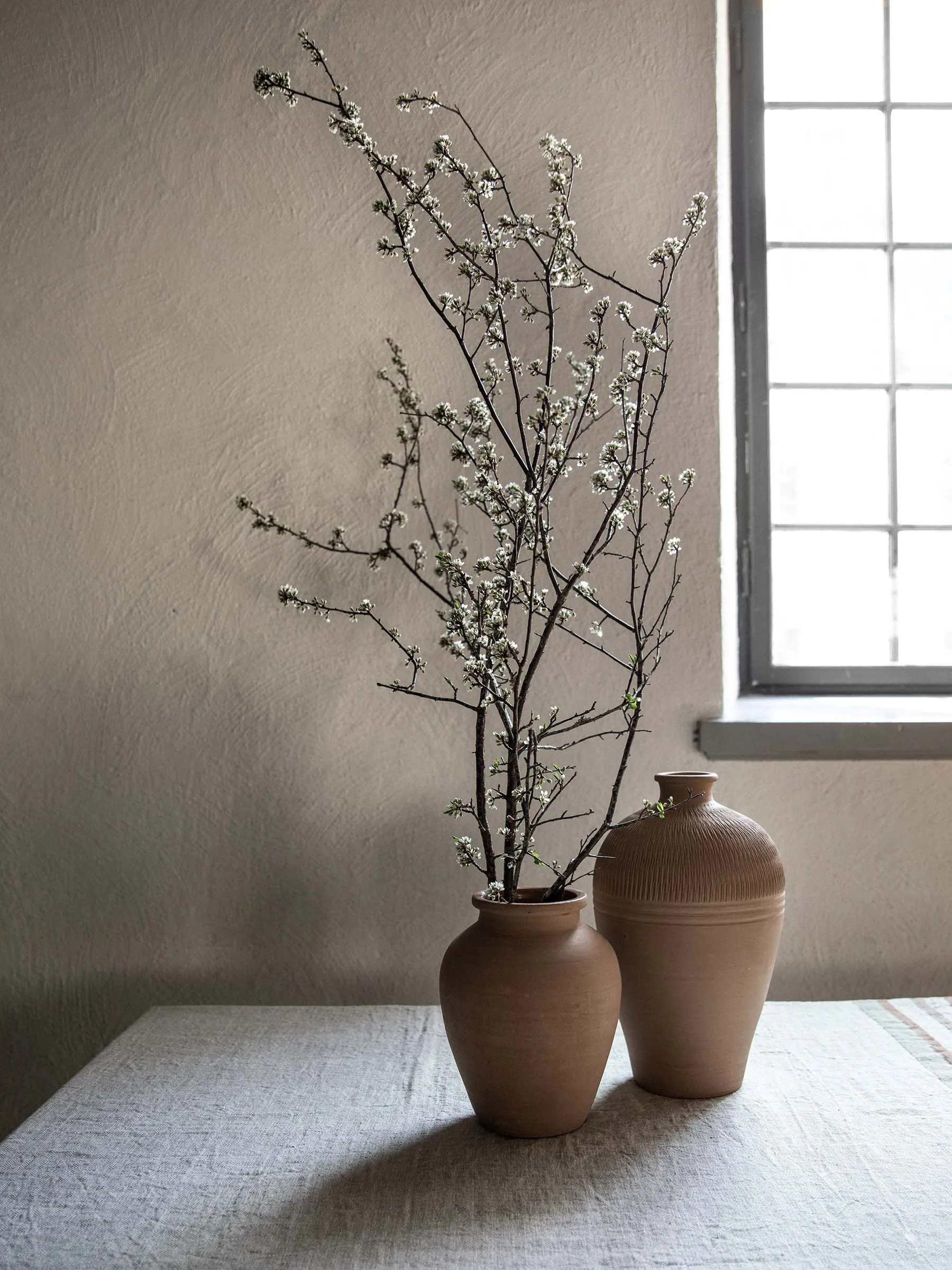 Terracina urna grande de 39 cm, Terracota Tell Me More