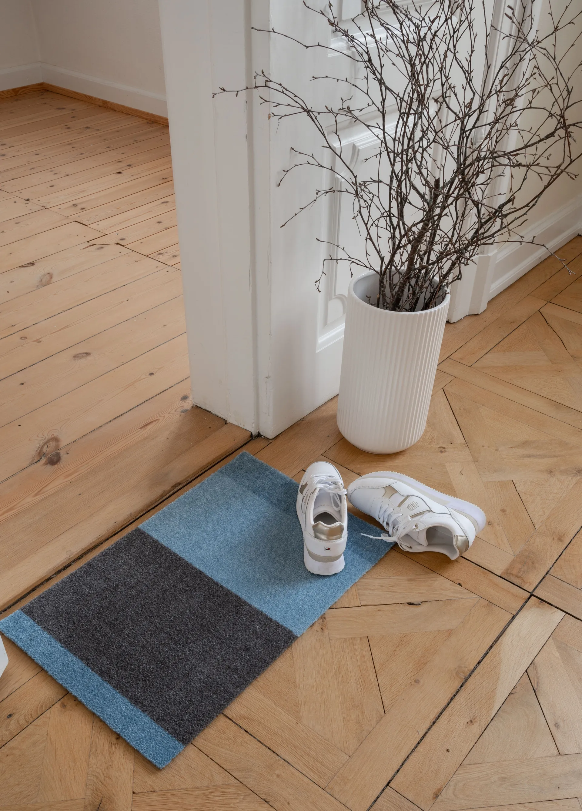 Felpudo Stripes horizontal, Blue-steel grey, 40x60 cm tica copenhagen