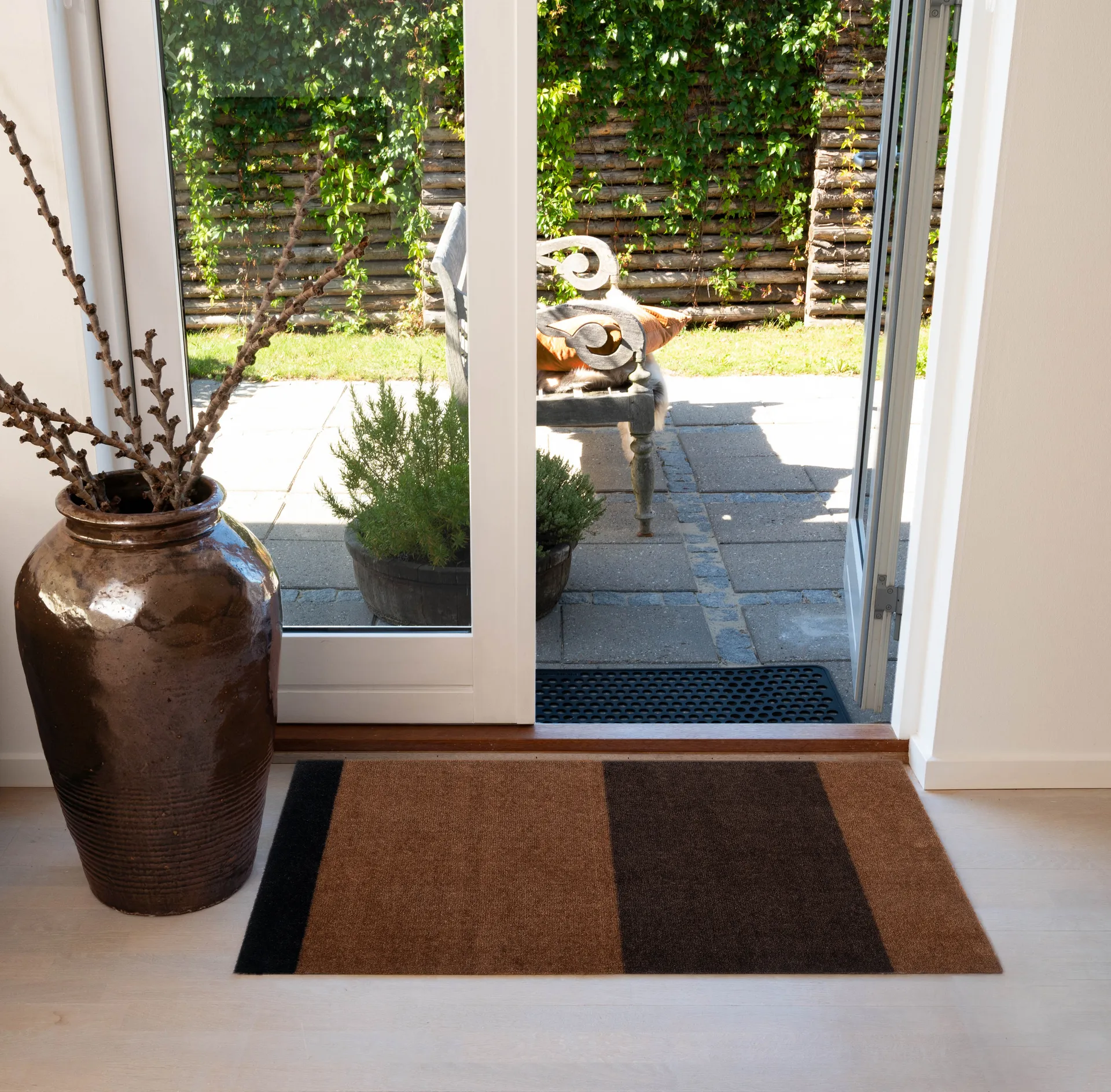 Felpudo Stripes horizontal, Cognac-dark brown-black, 60x90 cm tica copenhagen