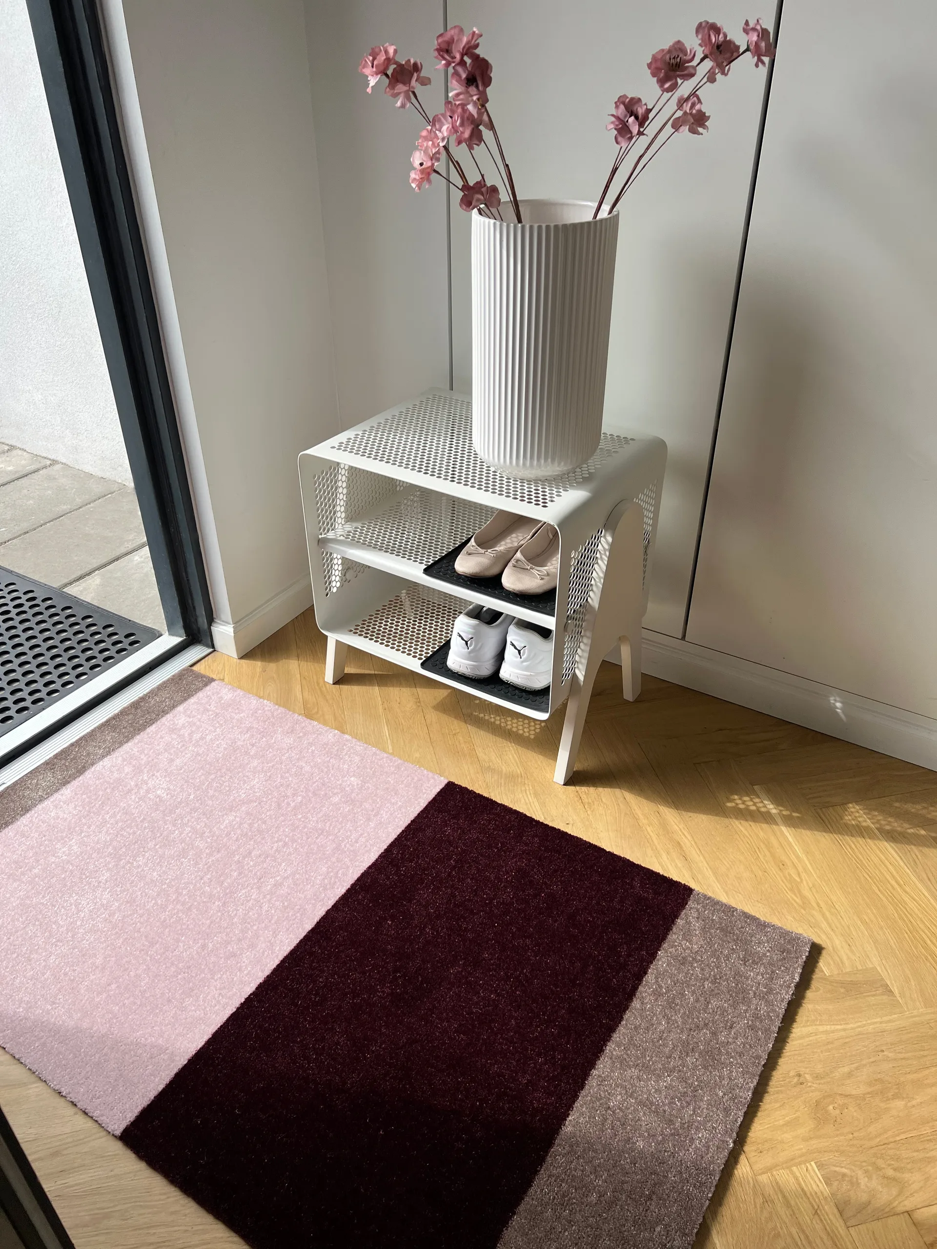 Stripes Alfombra horizontal, Bordeaux-rose-sand, 67x120 cm tica copenhagen