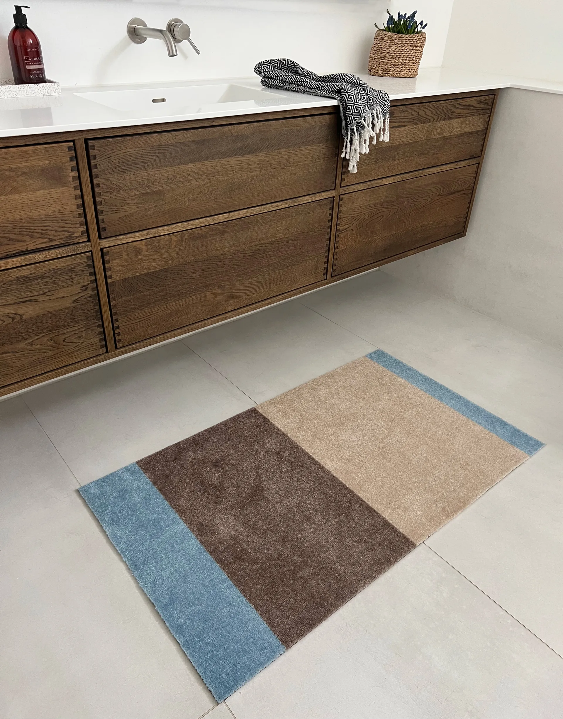 Stripes Alfombra horizontal, Ivory-sand-blue, 67x120 cm tica copenhagen