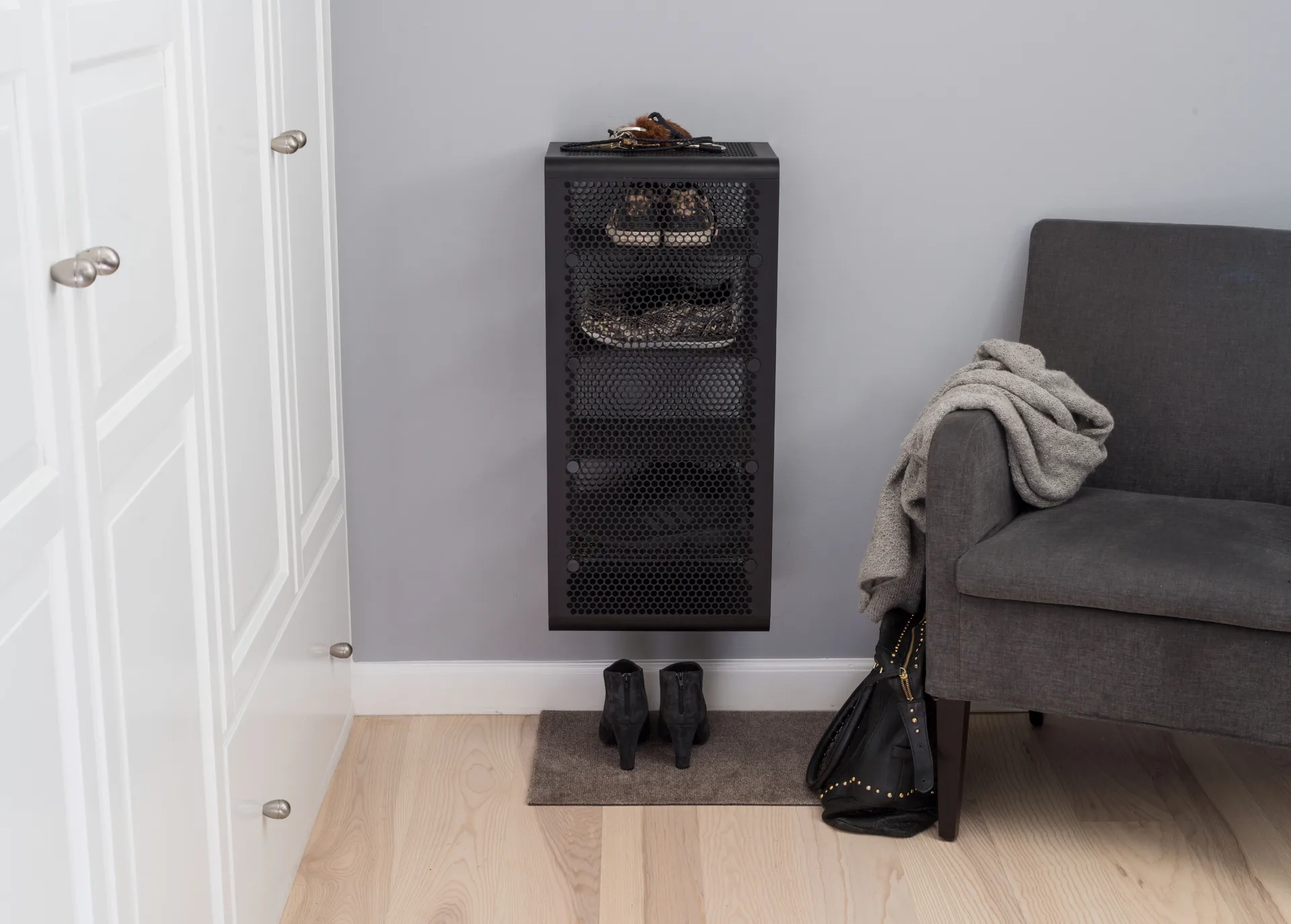 Zapatero de pared Tica large, Black tica copenhagen