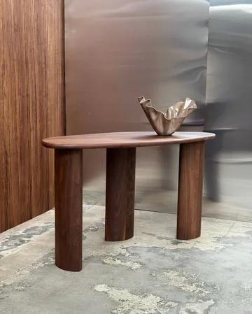 Consola Lowe - Nogal dark brown - Tinted