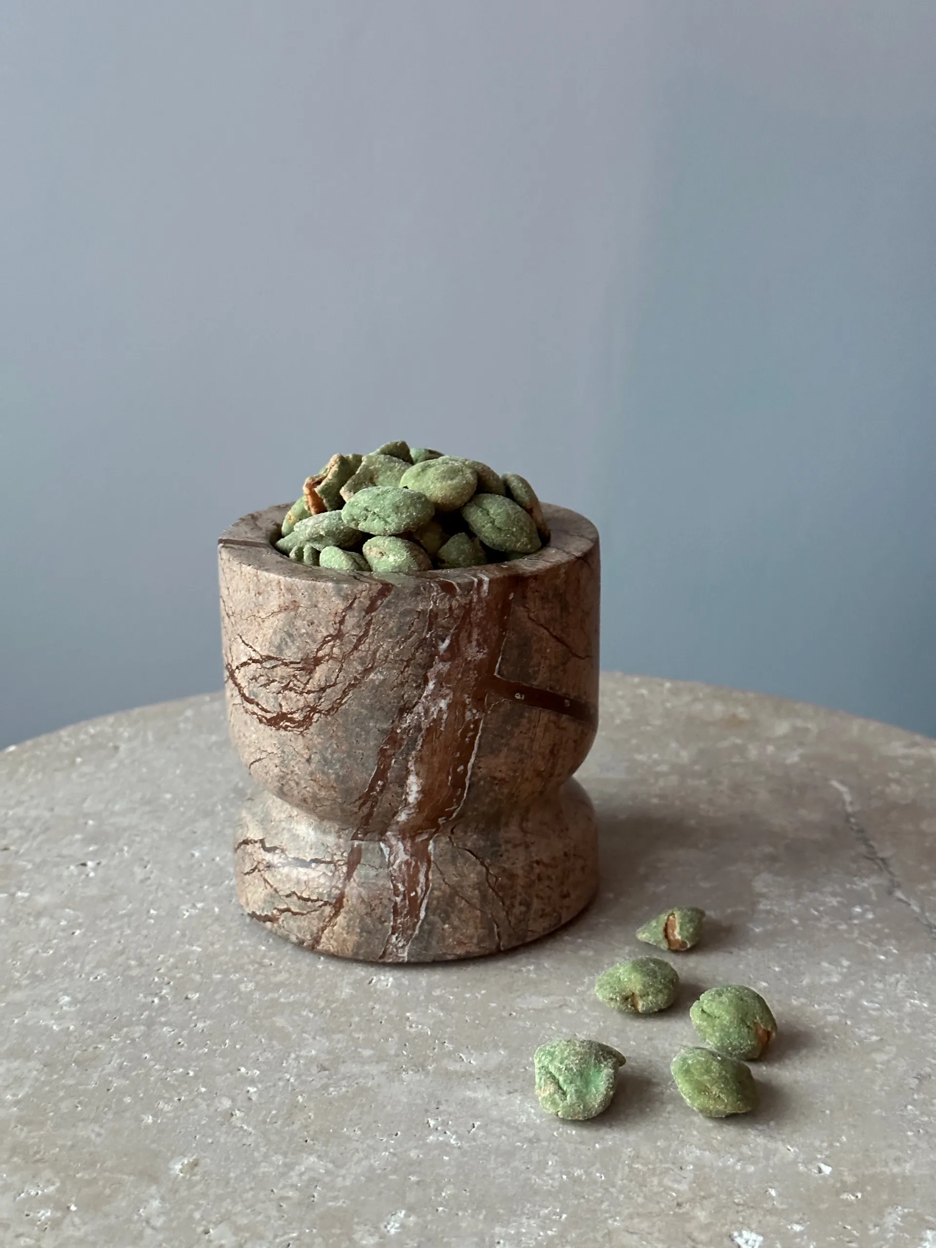 Cuenco Dahl, Red stone Tinted