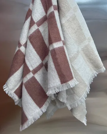 Manta de mohair Hallin - Off white-rust, 130x170 cm - Tinted