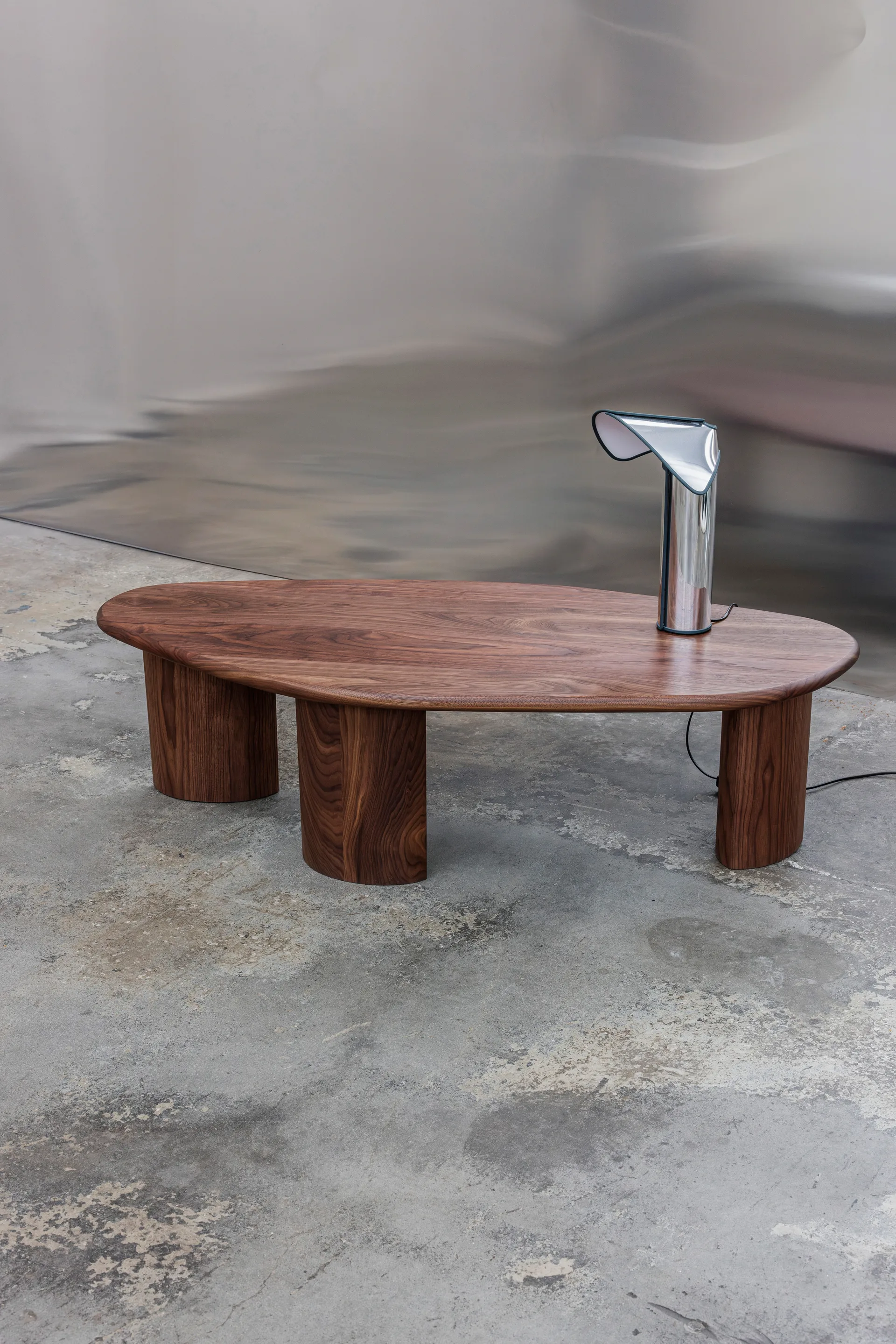 Mesa de centro Lowe, Nogal dark brown Tinted