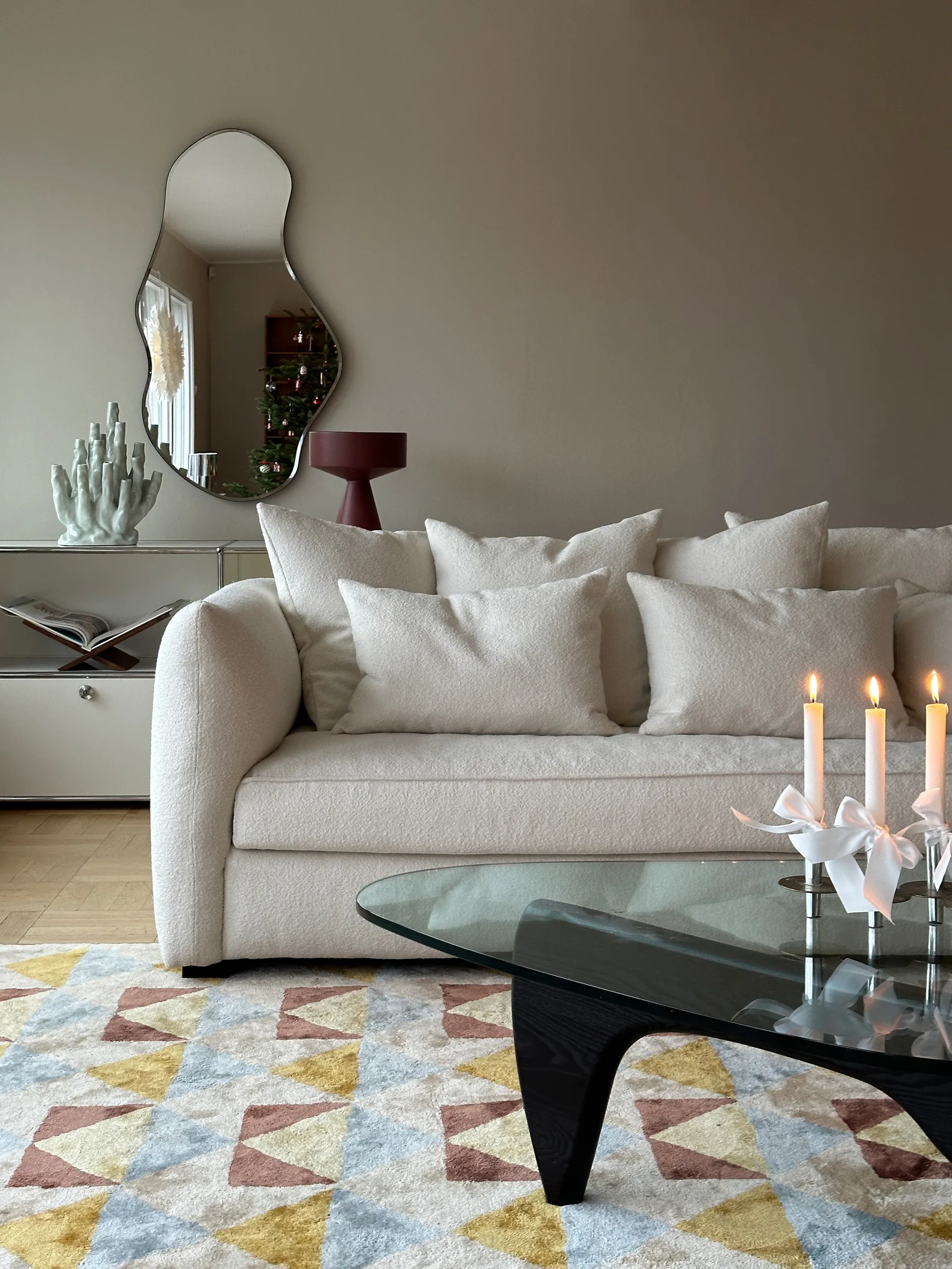 Sofá Cornell, Bouclé off white Tinted