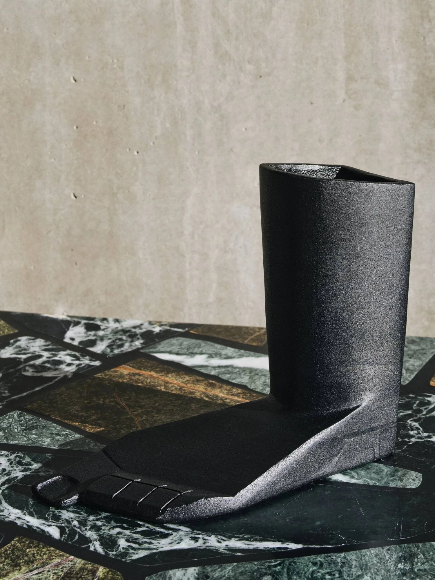 Base Cast Iron, Black, 21,5x20 cm Tom Dixon