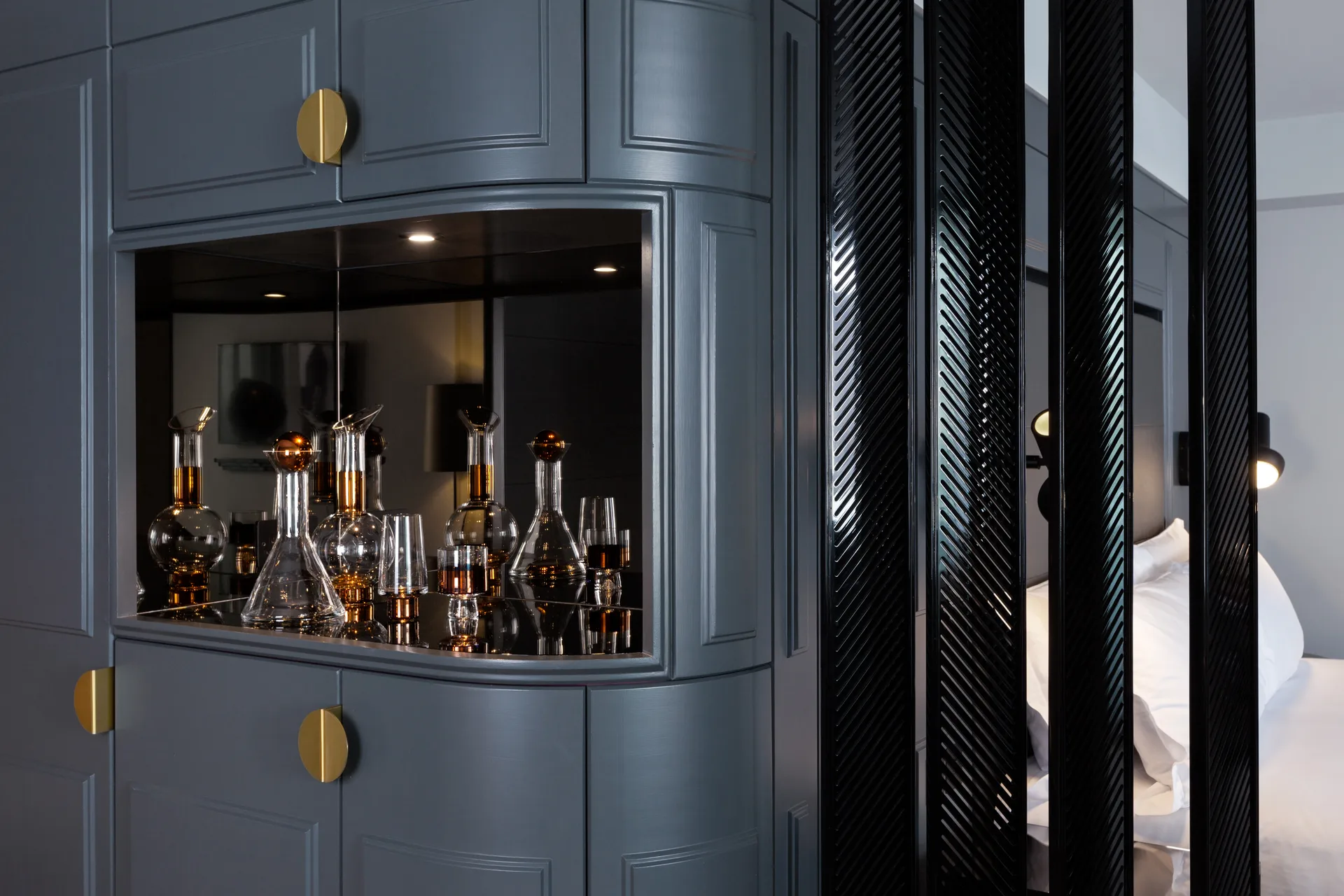 Decantador de vino Tank 1 L, Cobre Tom Dixon