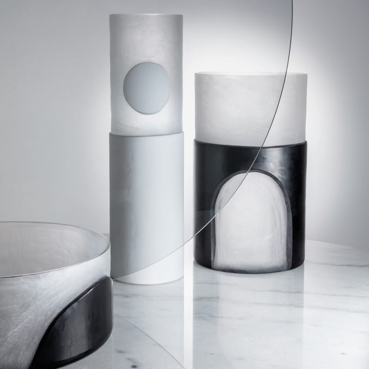 Jarrón Carved mediano - negro - Tom Dixon