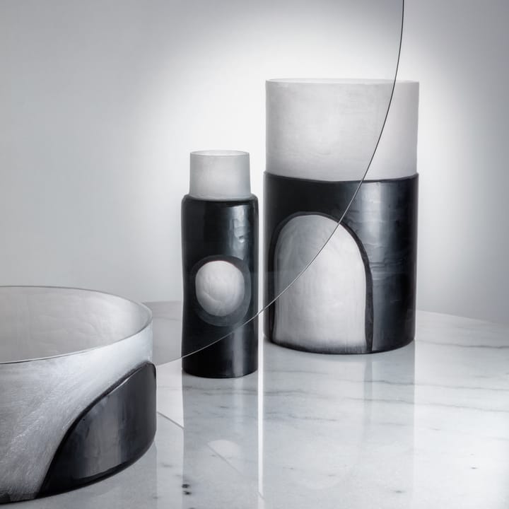 Jarrón Carved pequeño - negro - Tom Dixon