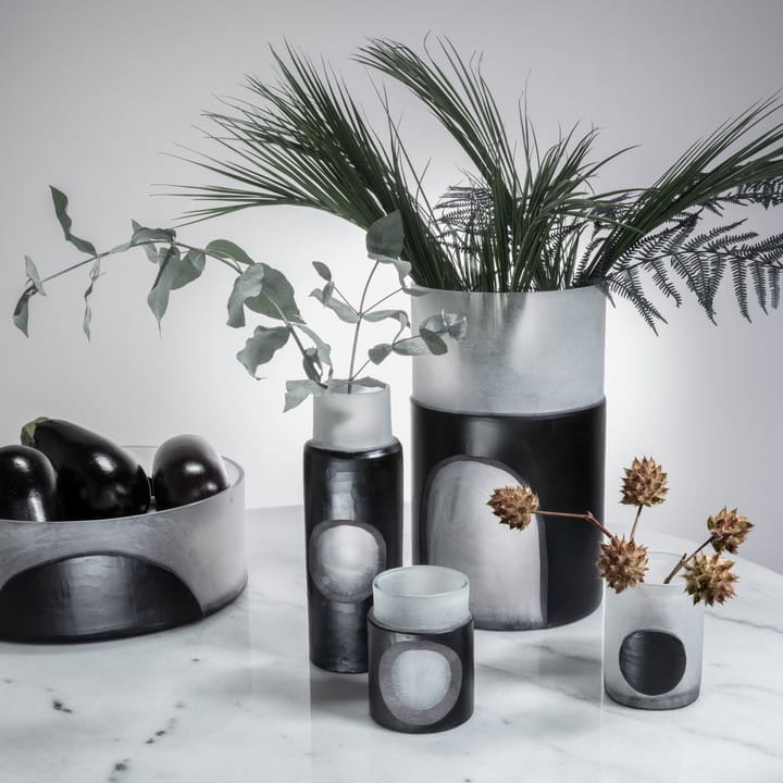 Jarrón Carved pequeño - negro - Tom Dixon