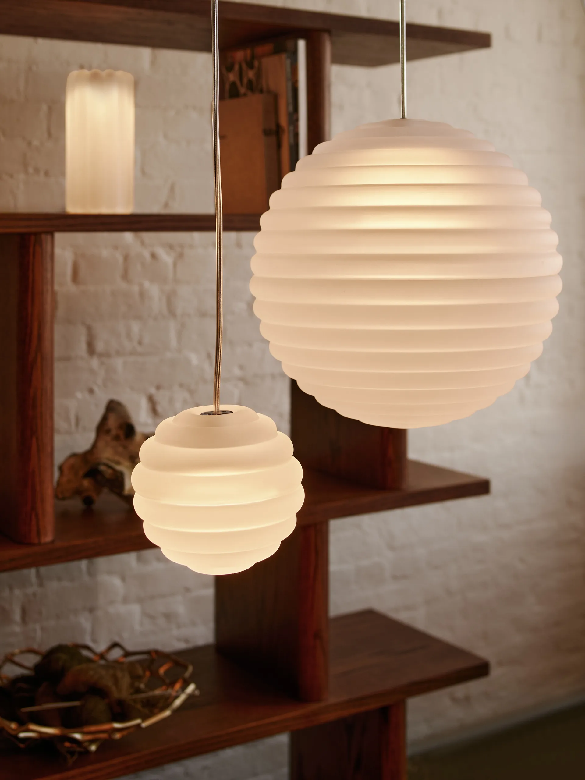 Lámpara colgante Press Sphere mini LLED Ø14,5 cm, Esmerilado Tom Dixon