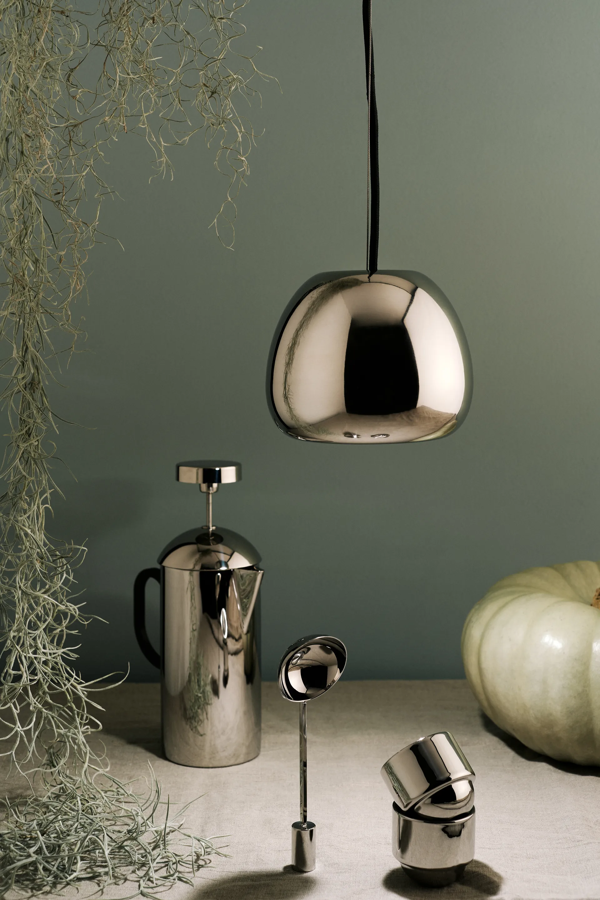 Lámpara colgante Void mini LED Ø15,5 cm, Acero inoxidable Tom Dixon