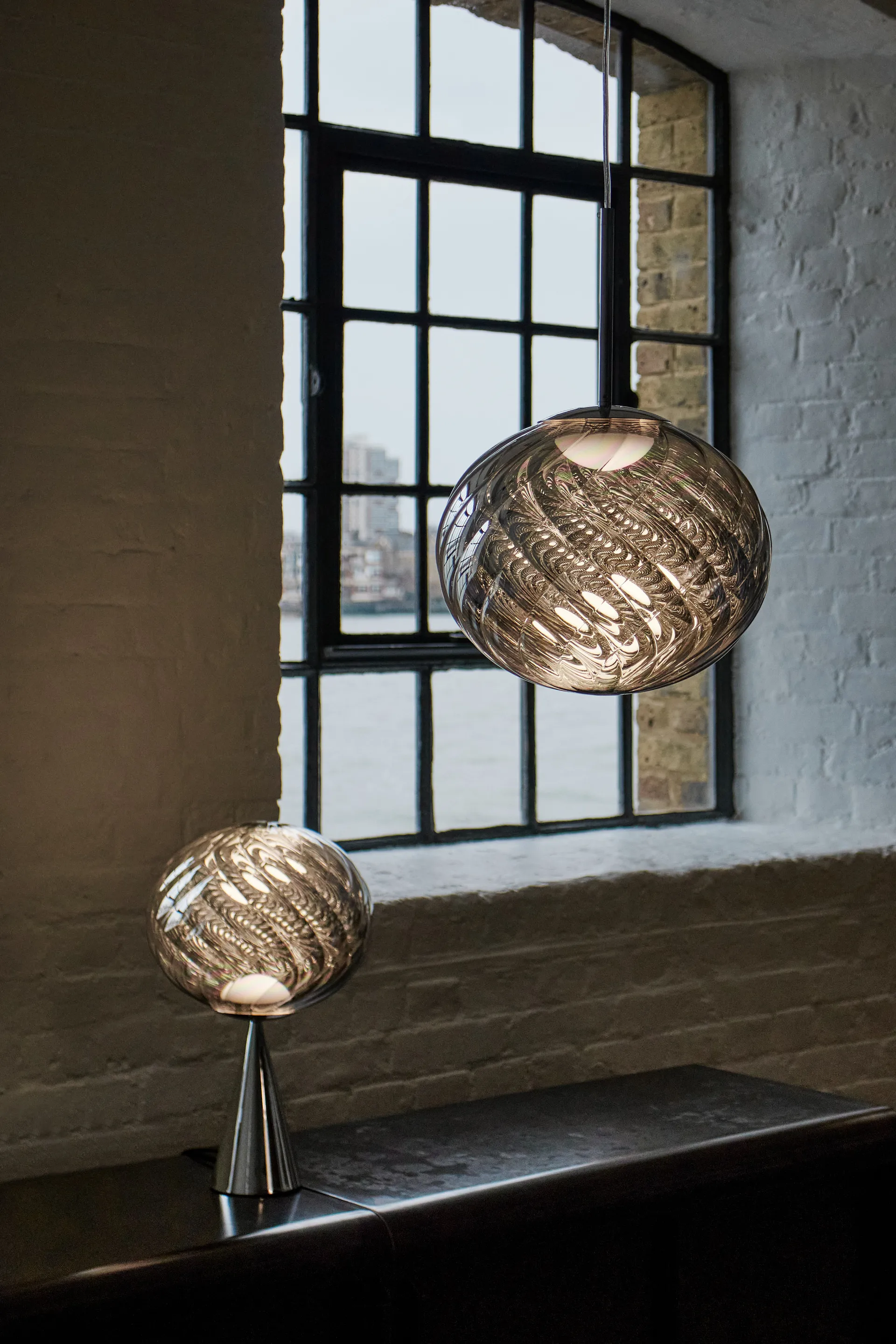 Lámpara colgante Whirl Ø30 cm, Plateado  Tom Dixon