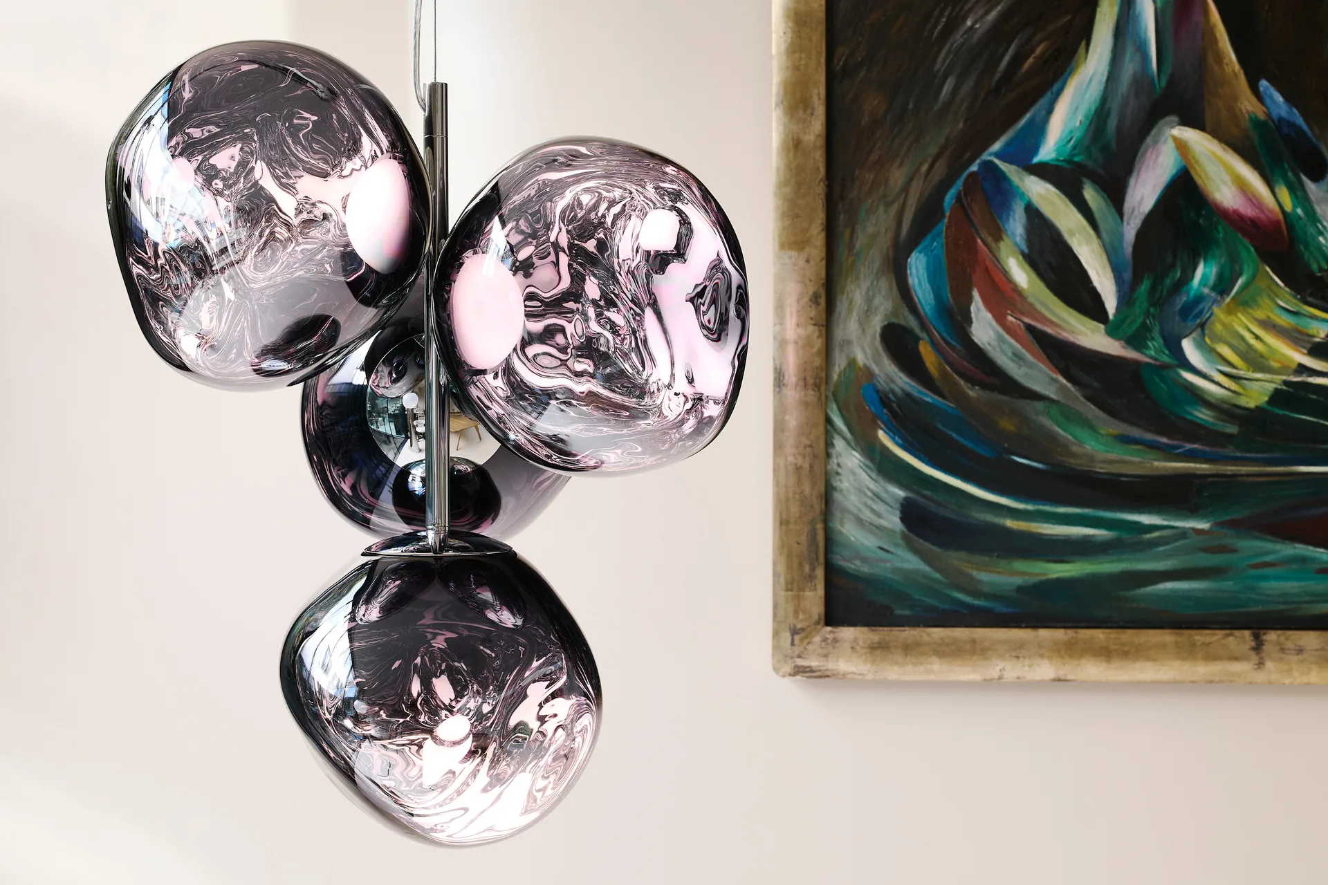 Lámpara de araña Melt Chandelier mini LED 63,4 cm, Humo Tom Dixon