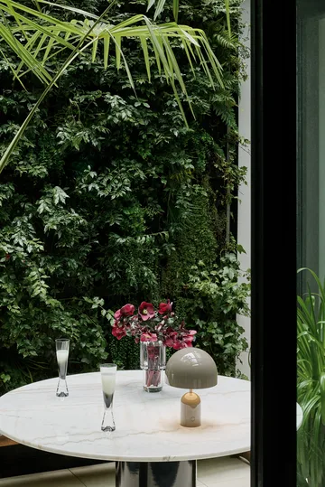 Lámpara de mesa Bell Portable LED 28 cm - Taupe - Tom Dixon