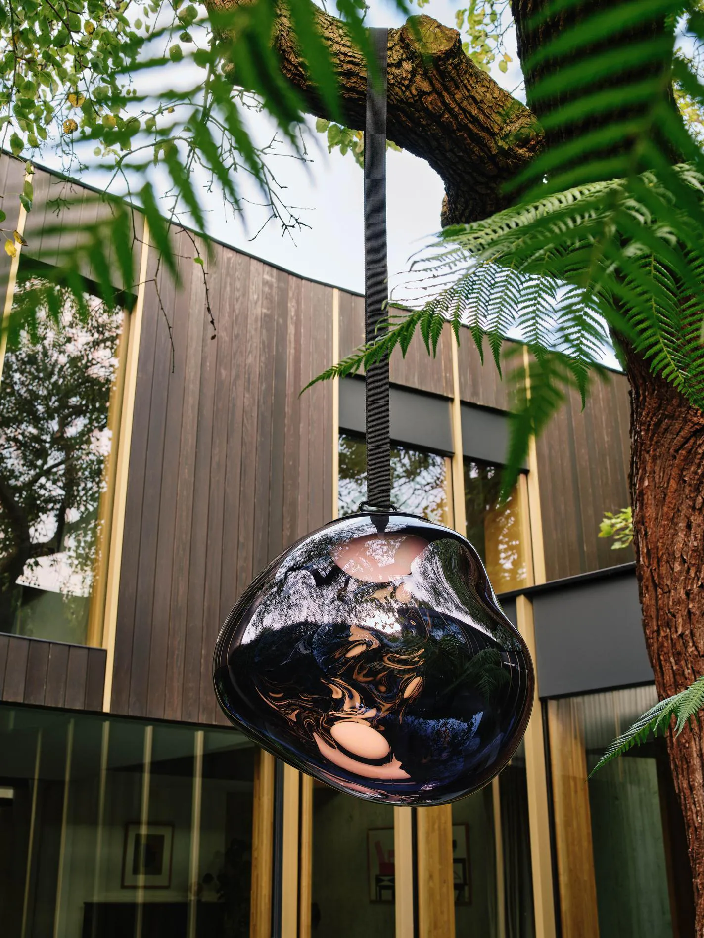 Lámpara de pie Melt Portable LED grande, Humo Tom Dixon