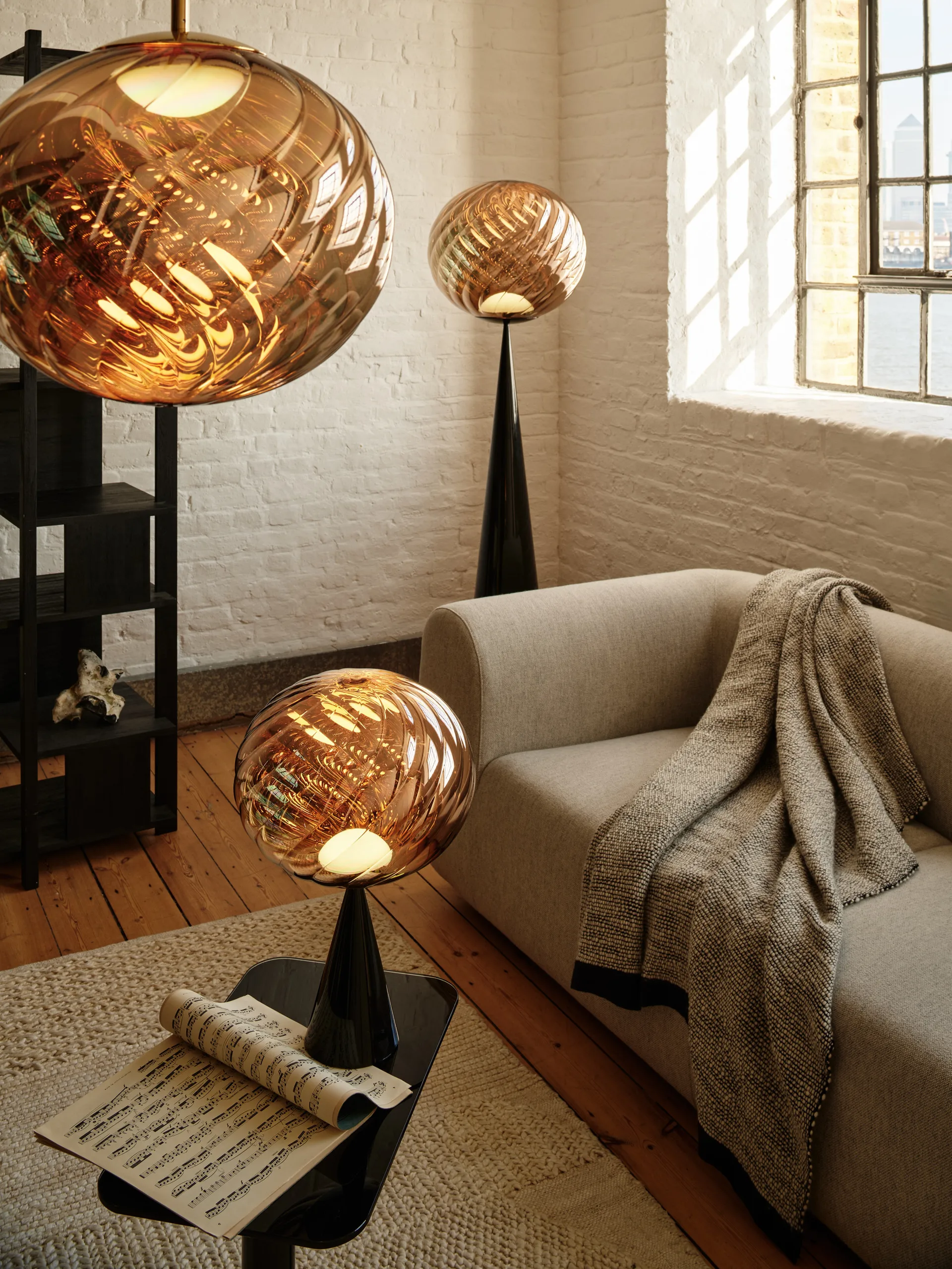 Manta Thread 140x180 cm, Negro y blanco Tom Dixon