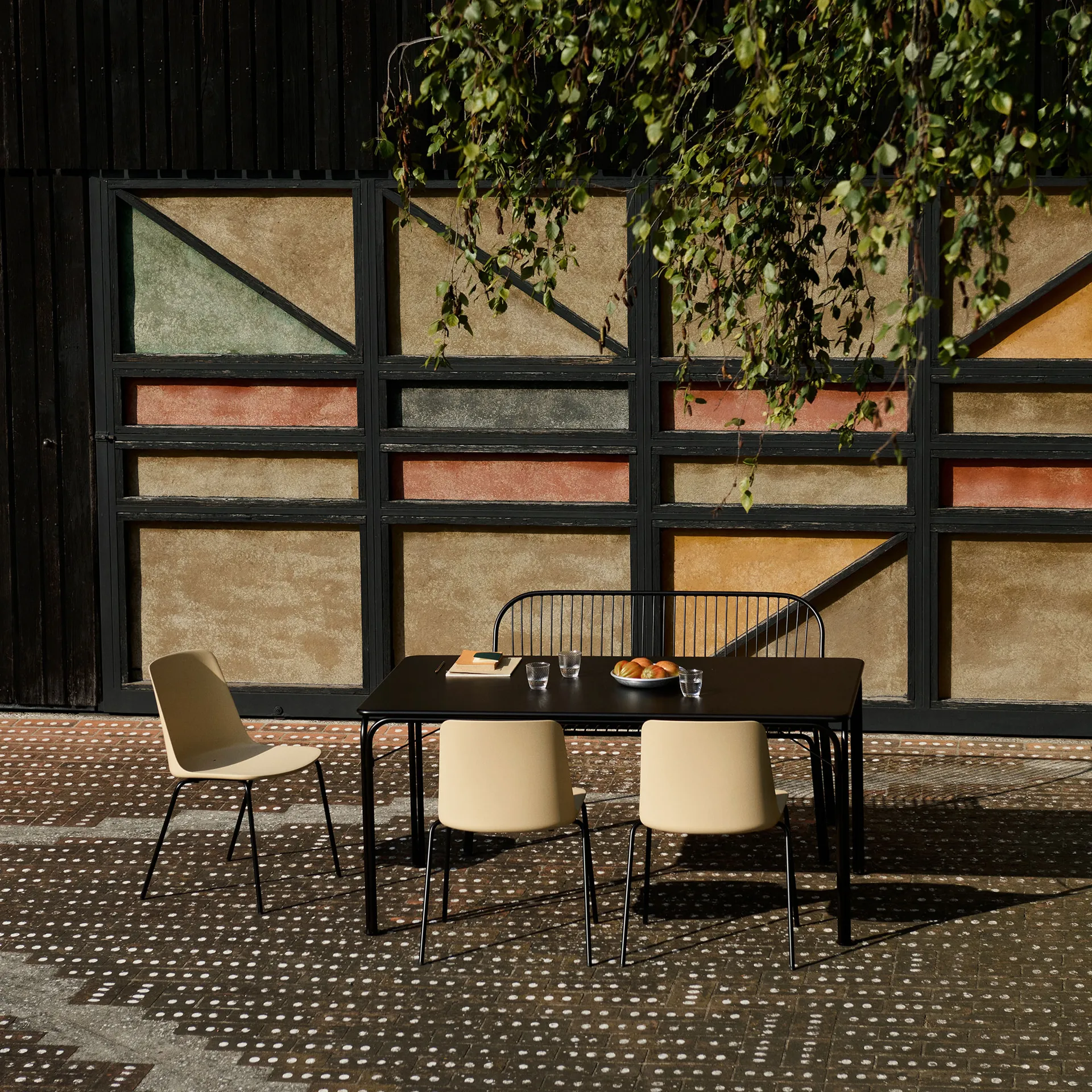 Banco Thorvald SC111 , Warm black, 129 cm &Tradition