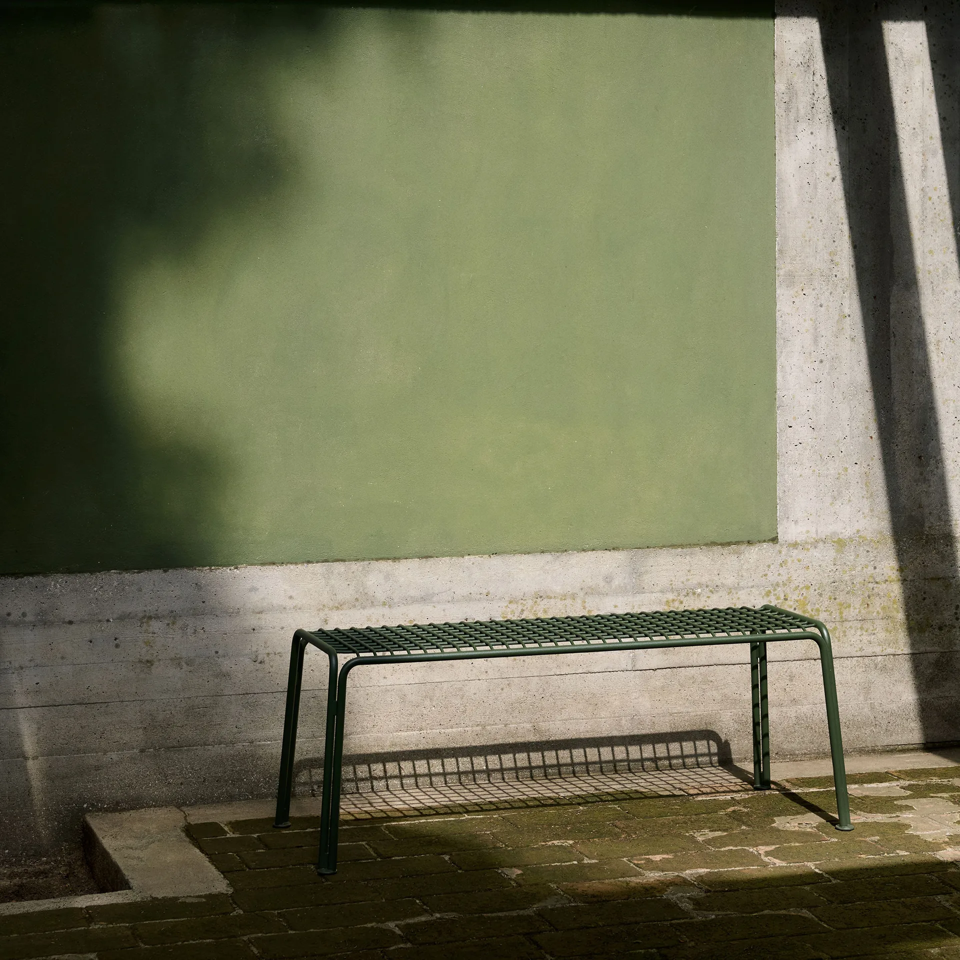 Banco Thorvald SC112 , Bronze green, 125 cm &Tradition