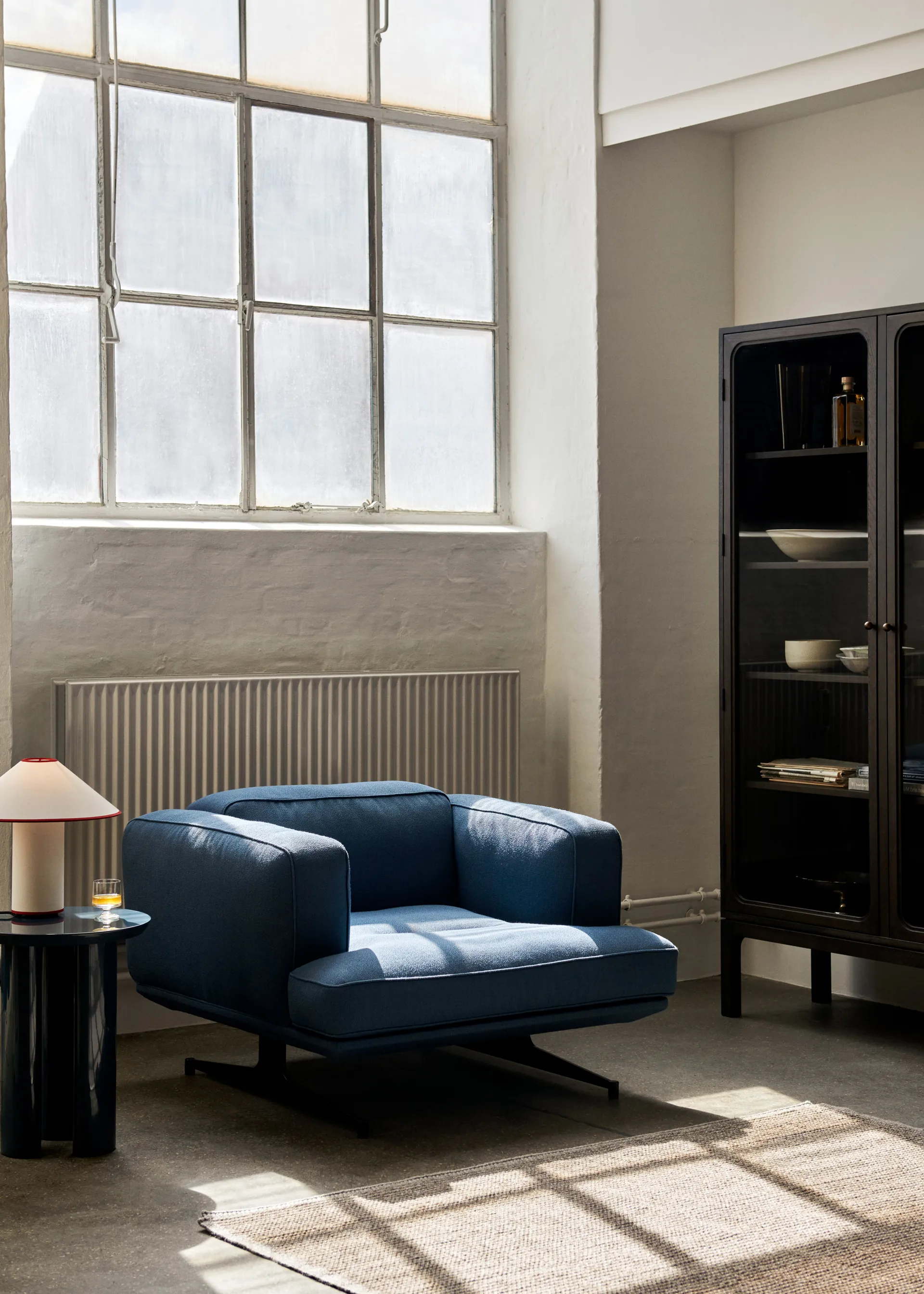 Butaca Inland AV21, Vidar 733-warm black &Tradition