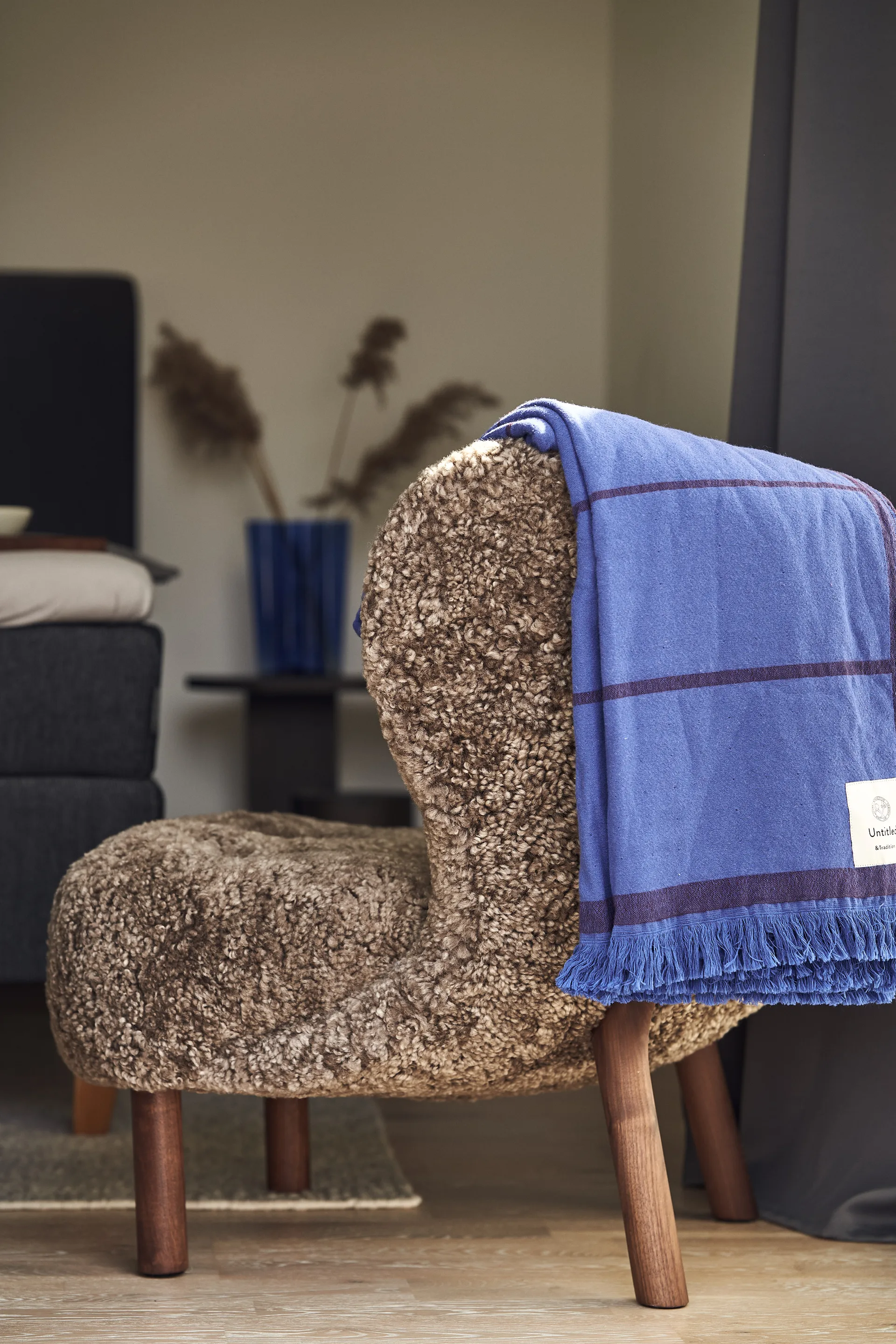 Butaca Little Petra VB1, Nogal tratado con aceite-Sahara &Tradition